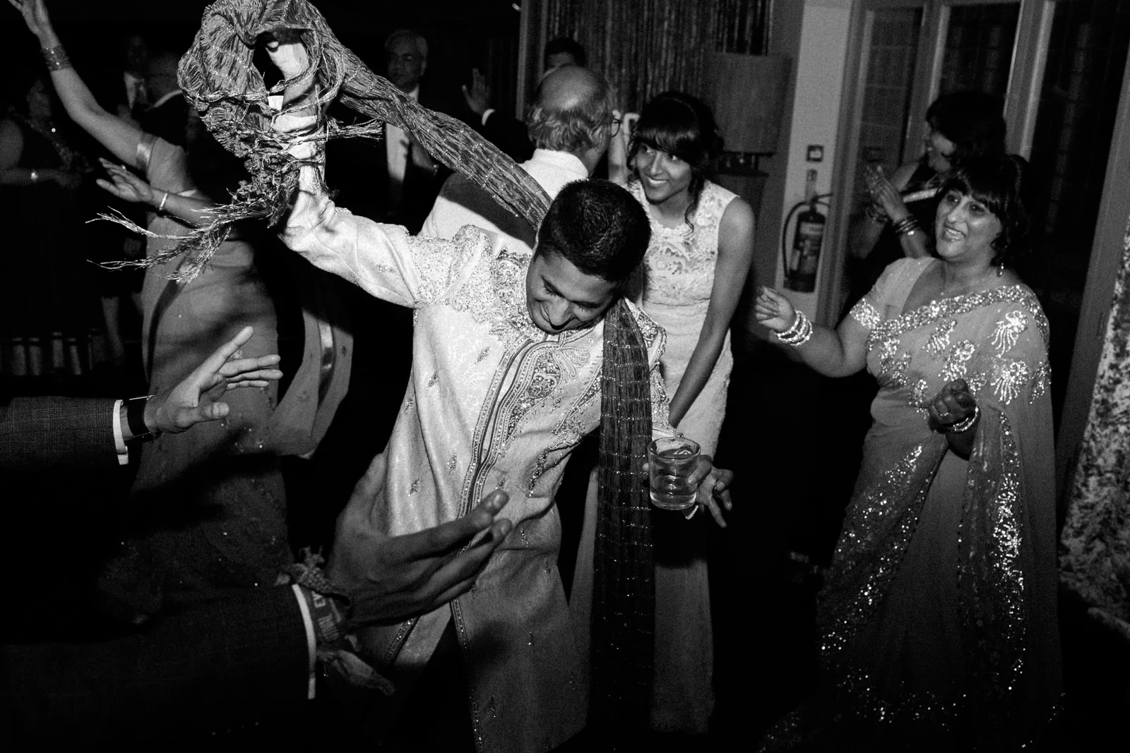 Olivia + Vinny Hogarths Wedding-317286.jpg