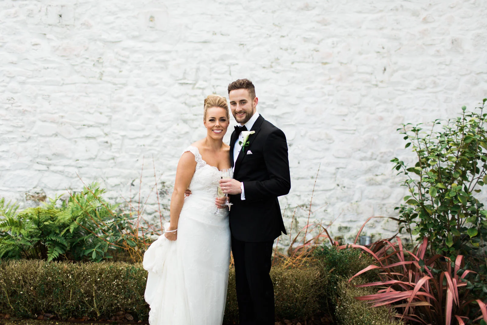 Julia & Alex Aubrey the grove narberth-1.jpg