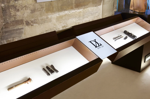 LDV SHOW AT Le Château de Vincennes TOOLS AND JEWELRY DESIGNED BY A. JASON ROSS