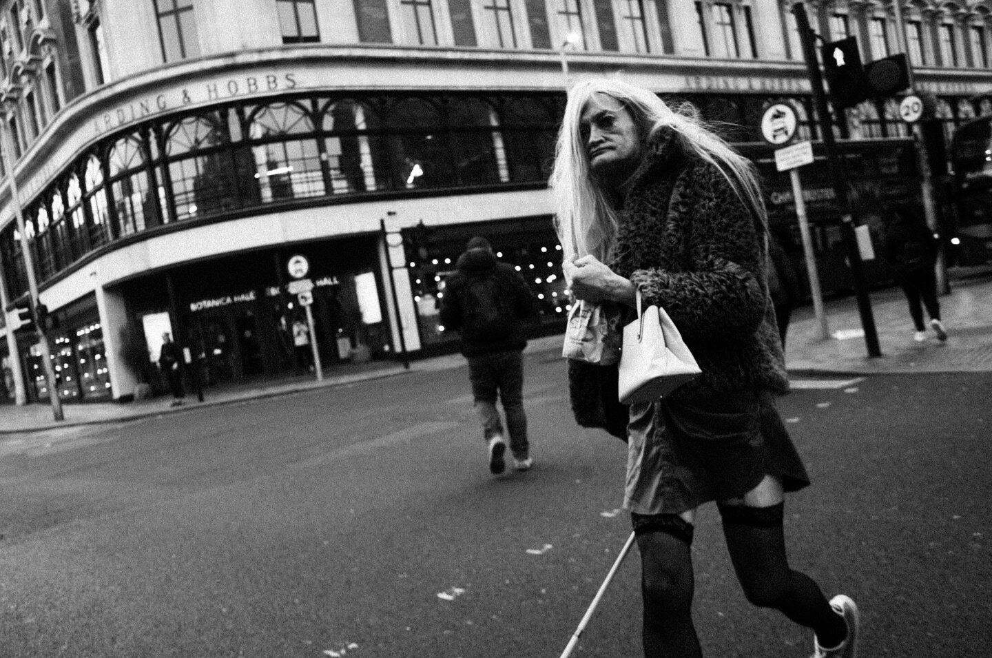 March 2024
.
.
.
.
.
. 
#streetphotography #streetsnap #filmpgotography #myfeatureshoot #everybodystreet #spicollective #worldstreetfeature  #voidtokyo #bnw #blackandwhite #myspc #bnw_captures #写真好きな人と繋がりたい #写真 #bnw_greatshots #london #ricohgr2 #ric