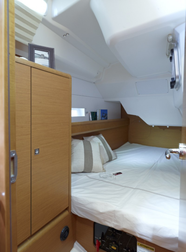 boat-379_interieur_20110706144510.jpg