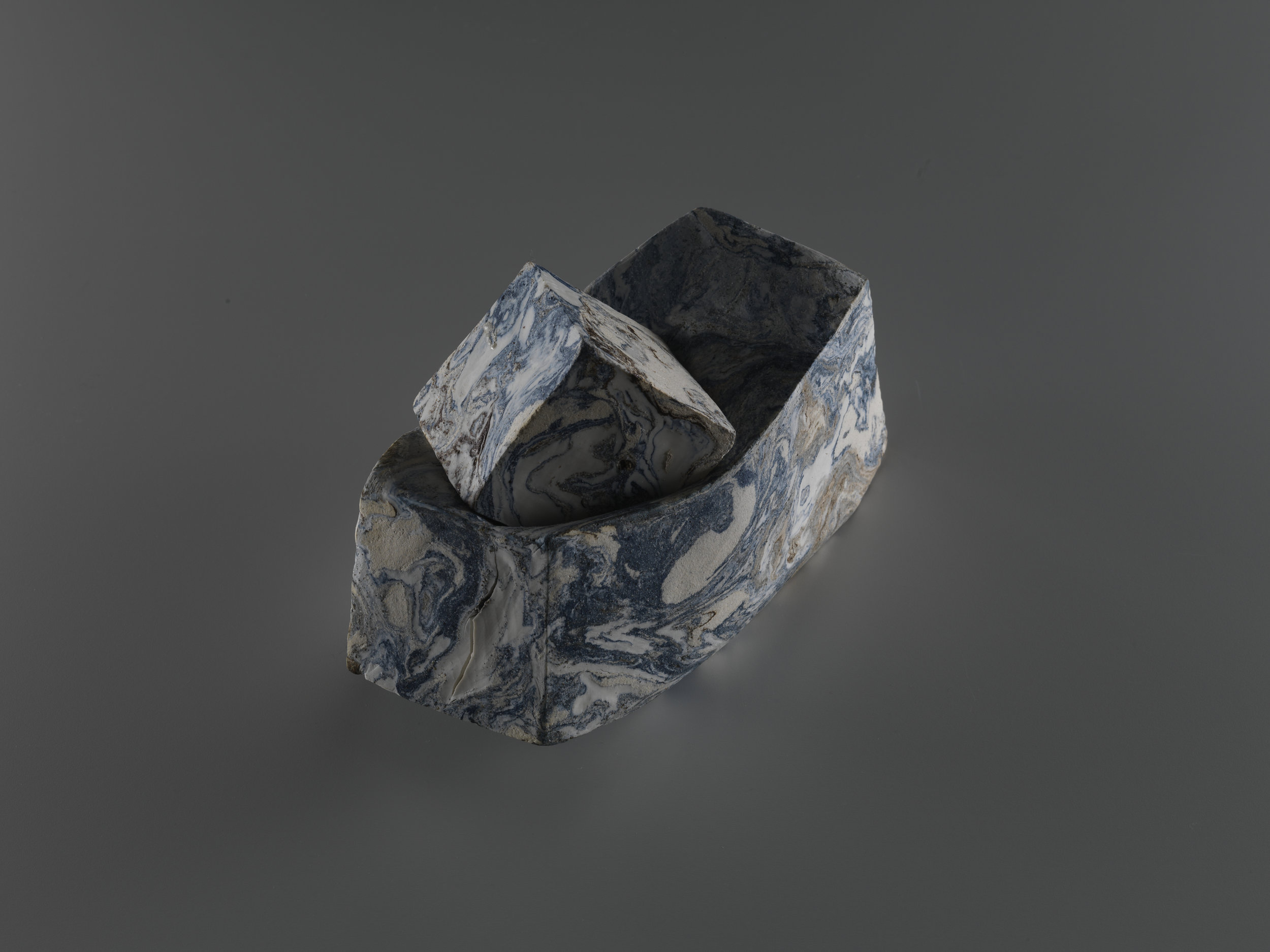 Name; Tectonic Plates Photographer; Michael Harvey Material; Porcelaine / stoneware and different minerals. © Fernando Casasempere