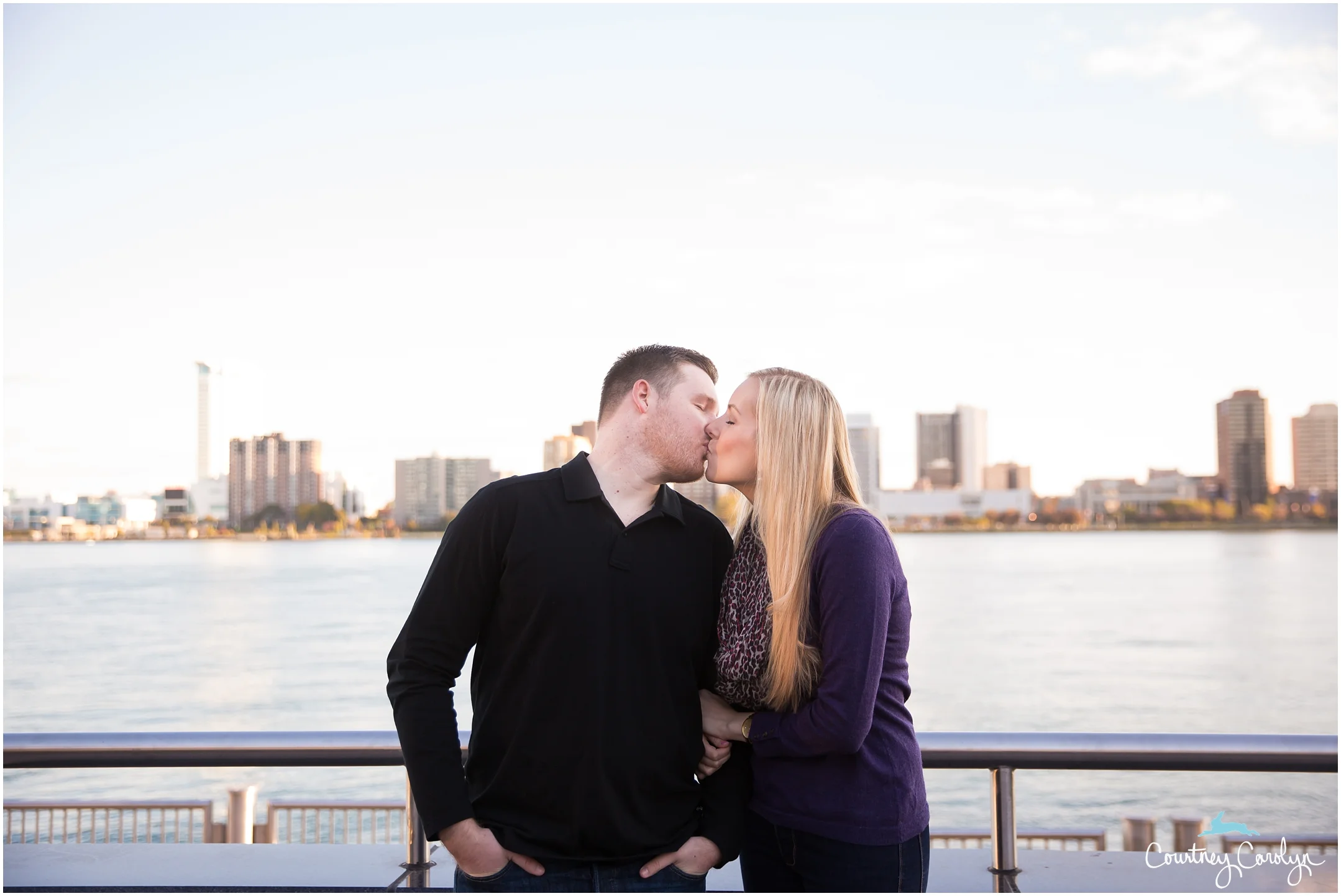 dramatic-downtown-detroit-sunset-engagement-photos_0021.jpg