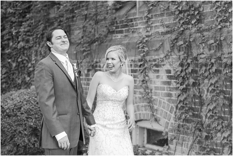 timeless-grosse-pointe-academy-wedding-photos-in-grosse-pointe-mi-by-courtney-carolyn-photography_0043.jpg