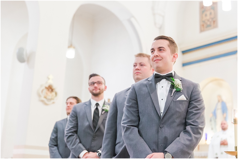 fall-port-huron-mi-wedding-photos-at-solitude-links-golf-course-by-courtney-carolyn-photography_0041.jpg