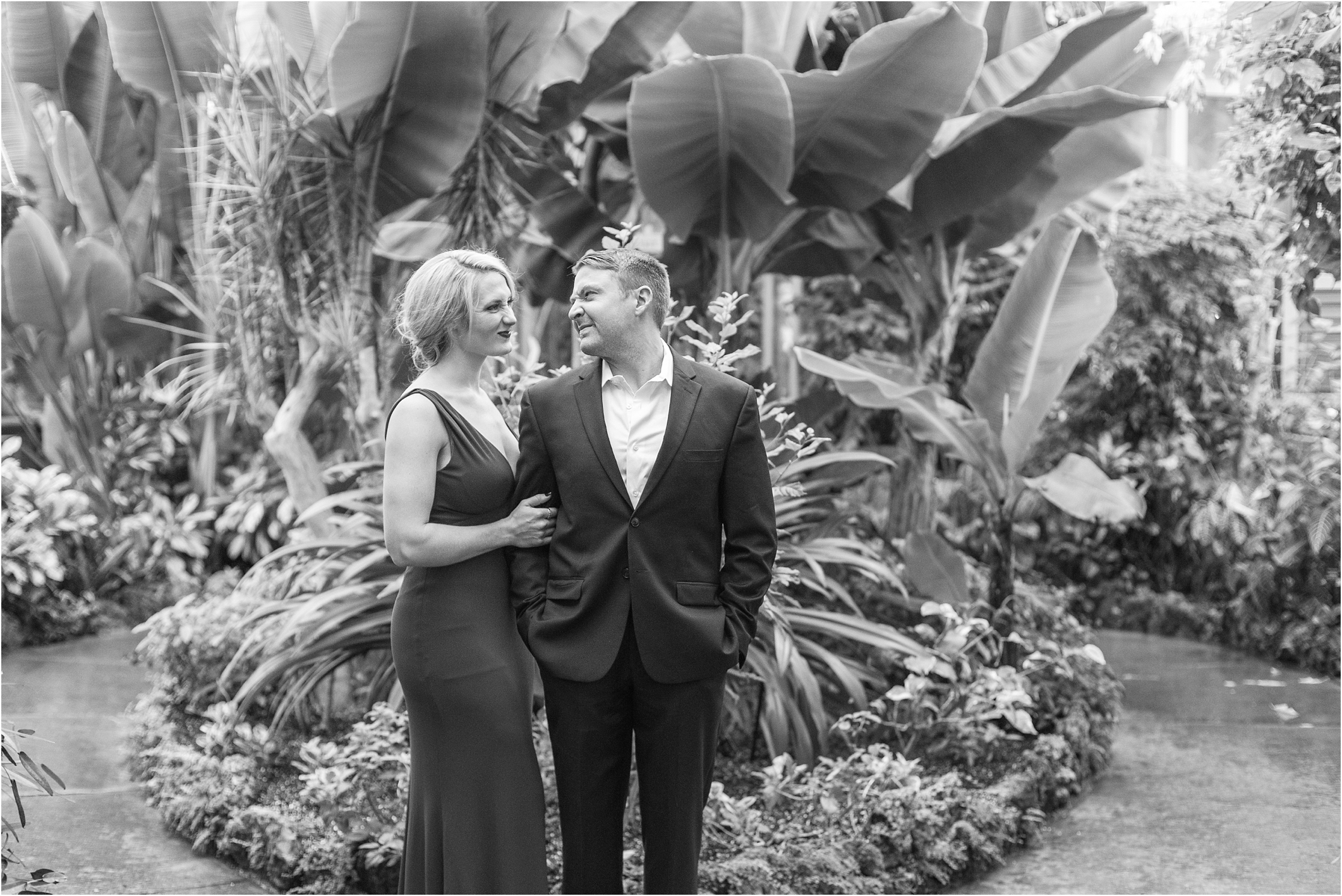 elegant-classic-belle-isle-conservatory-engagement-photos-in-detroit-mi-by-courtney-carolyn-photography_0003.jpg