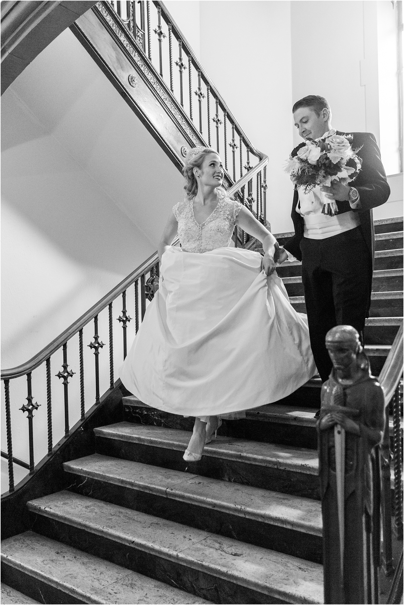 elegant-classic-fairytale-wedding-photos-in-detroit-mi-at-the-masonic-temple-by-courtney-carolyn-photography_0053.jpg