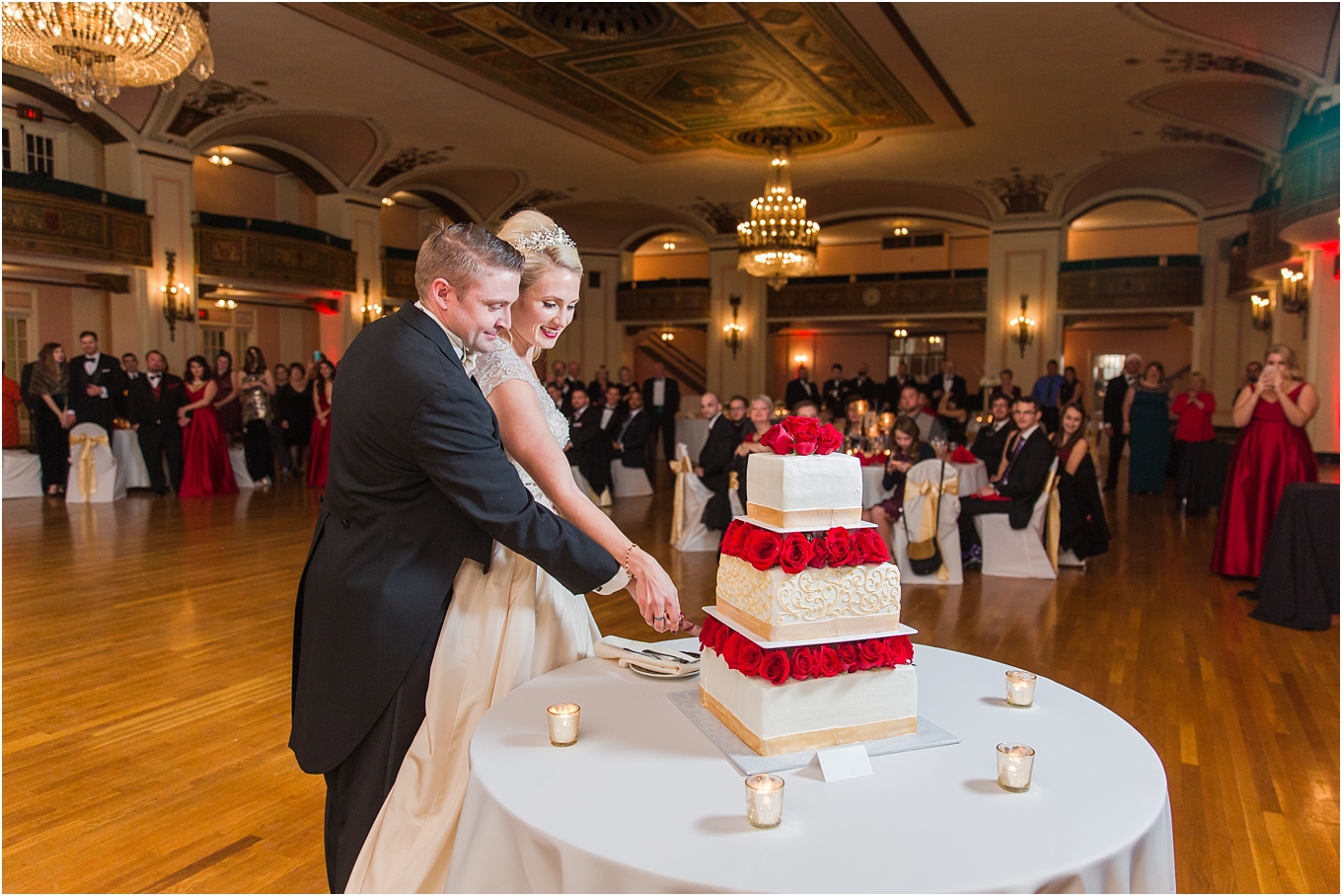 elegant-classic-fairytale-wedding-photos-in-detroit-mi-at-the-masonic-temple-by-courtney-carolyn-photography_0123.jpg