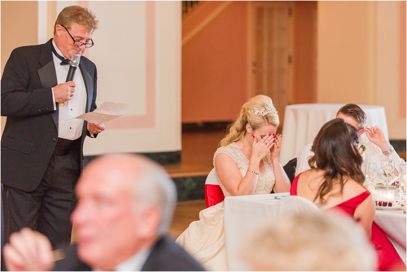 elegant-classic-fairytale-wedding-photos-in-detroit-mi-at-the-masonic-temple-by-courtney-carolyn-photography_0132.jpg