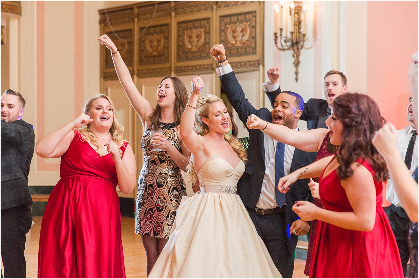 elegant-classic-fairytale-wedding-photos-in-detroit-mi-at-the-masonic-temple-by-courtney-carolyn-photography_0145.jpg