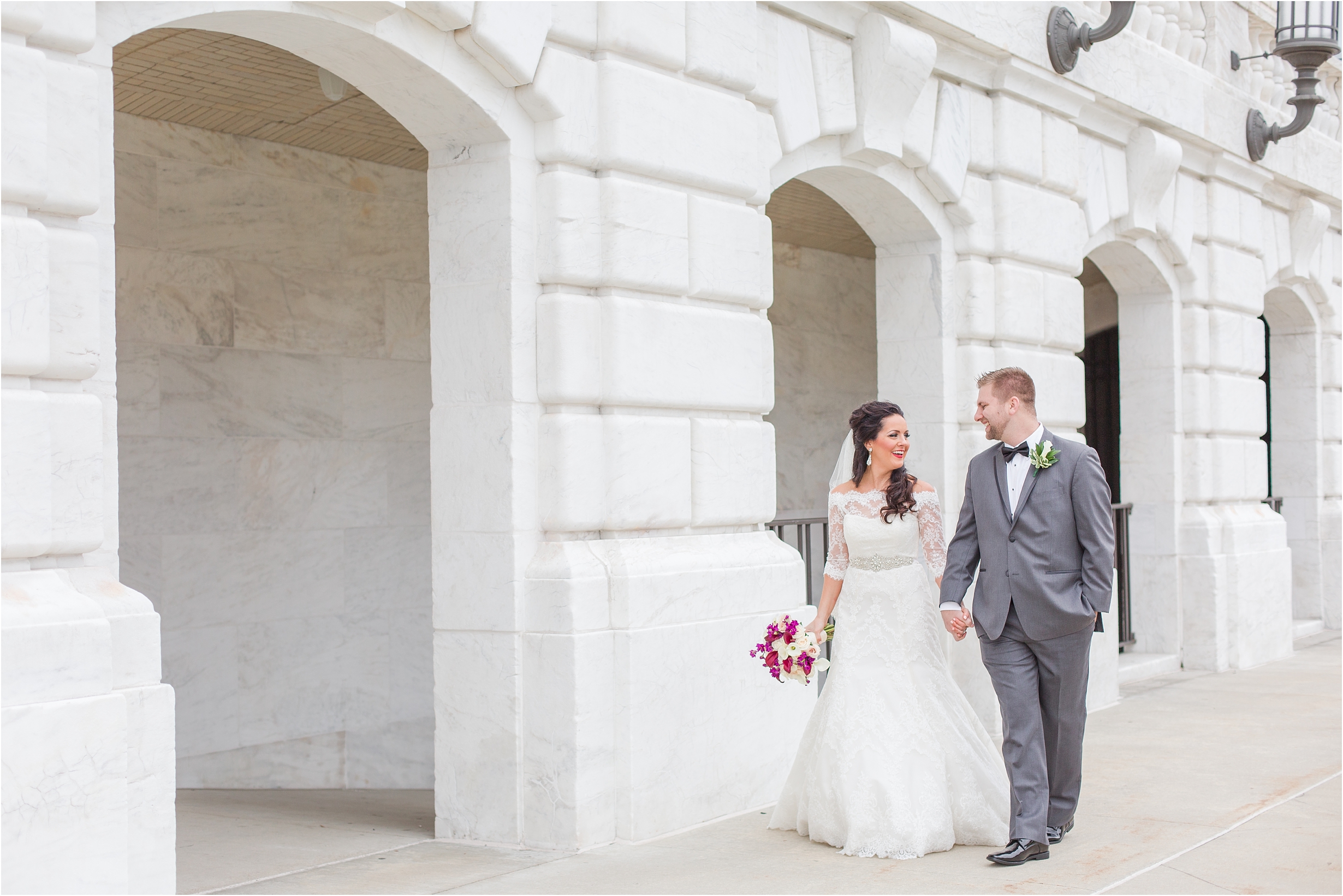 best-of-2016-wedding-photos-with-courtney-carolyn-photography-romantic-timeless-candid-wedding-photographer-in-detroit-mi_0107.jpg