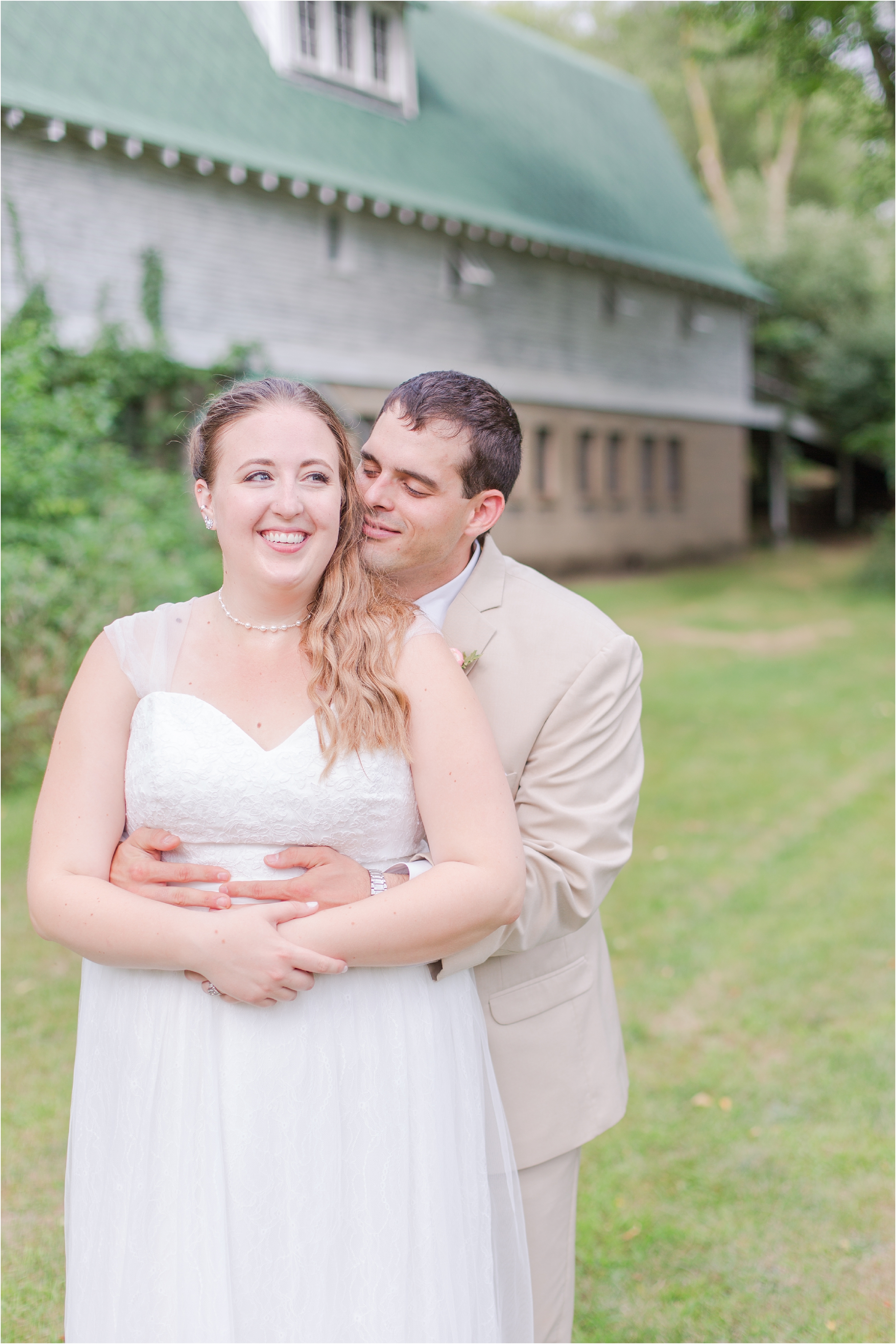 best-of-2016-wedding-photos-with-courtney-carolyn-photography-romantic-timeless-candid-wedding-photographer-in-detroit-mi_0157.jpg