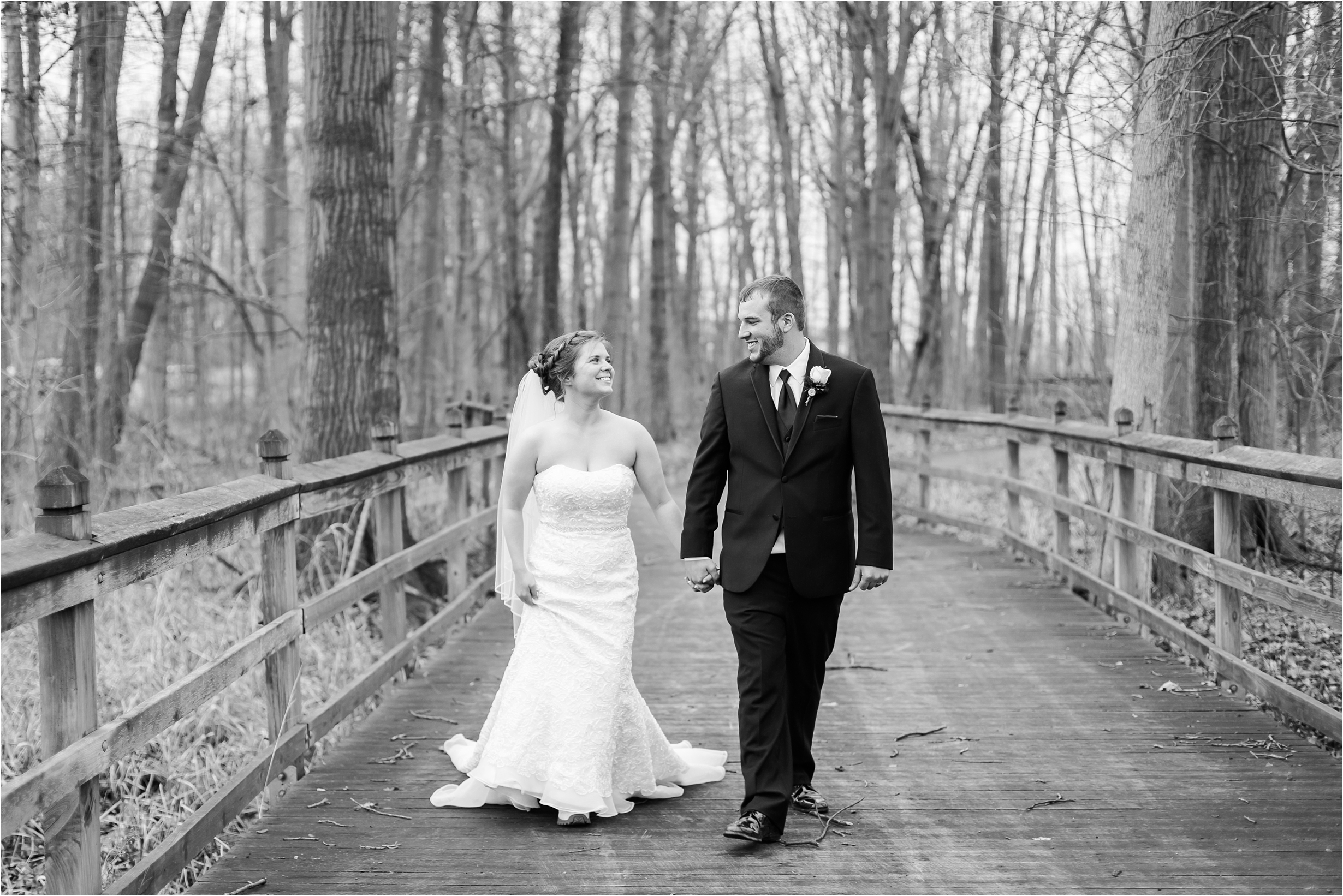 best-of-2016-wedding-photos-with-courtney-carolyn-photography-romantic-timeless-candid-wedding-photographer-in-detroit-mi_0030.jpg