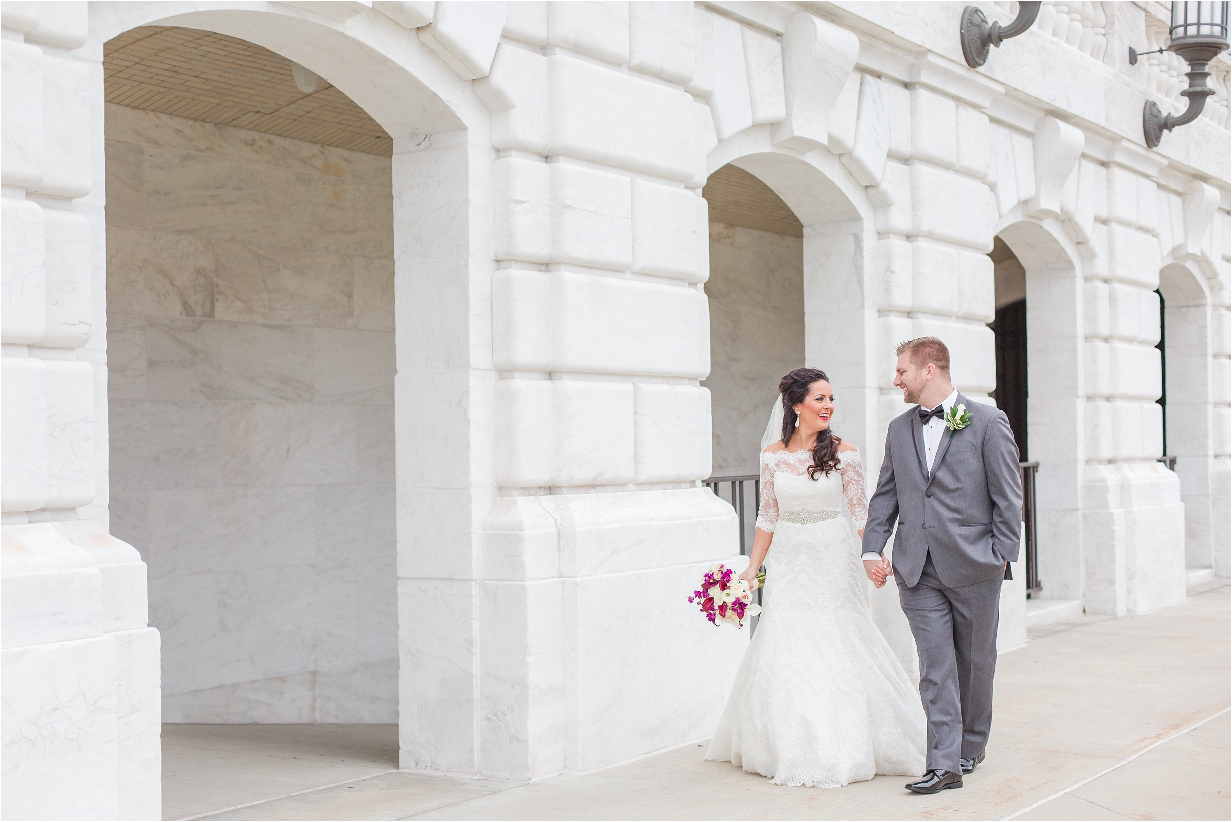 romantic-timeless-candid-wedding-photos-at-the-detroit-institute-of-arts-in-detroit-mi-by-courtney-carolyn-photography_0004.jpg