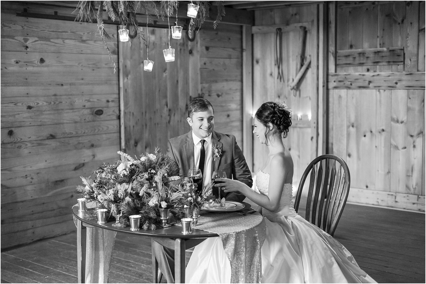 elegant-classic-timeless-candid-winter-wedding-photos-in-ann-arbor-mi-by-courtney-carolyn-photography_0014.jpg
