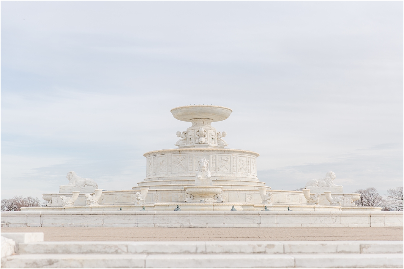 downtown-detroit-engagement-photos-on-belle-isle-by-courtney-carolyn-photography_0008.jpg