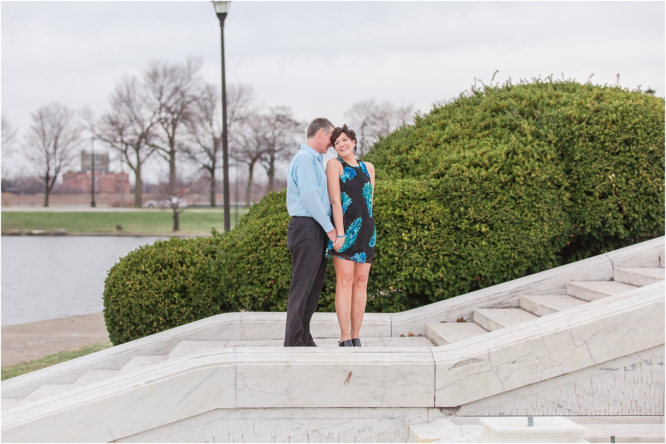 downtown-detroit-engagement-photos-on-belle-isle-by-courtney-carolyn-photography_0014.jpg