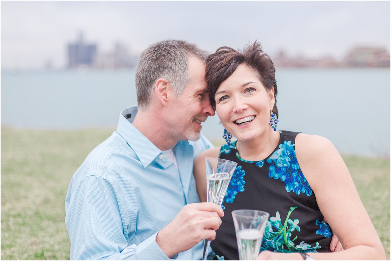 downtown-detroit-engagement-photos-on-belle-isle-by-courtney-carolyn-photography_0040.jpg