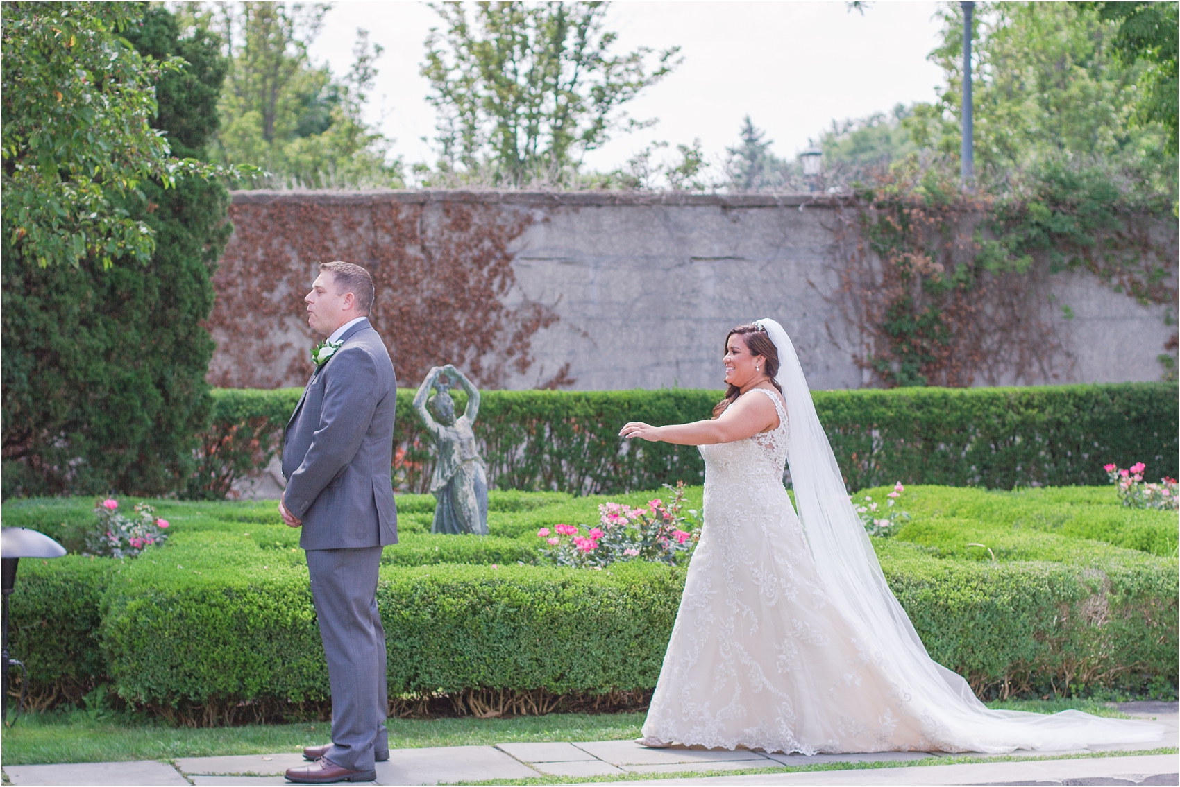 top-five-reasons-to-have-a-first-look-on-your-wedding-day-photos-by-courtney-carolyn-photography_0007.jpg