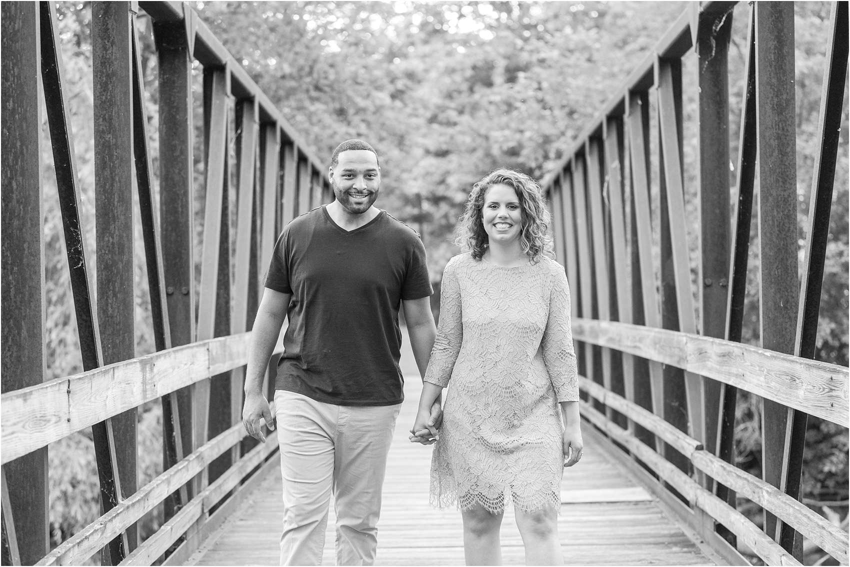 romantic-fun-university-of-michigan-engagement-photos-in-ann-arbor-mi-by-courtney-carolyn-photography_0036.jpg
