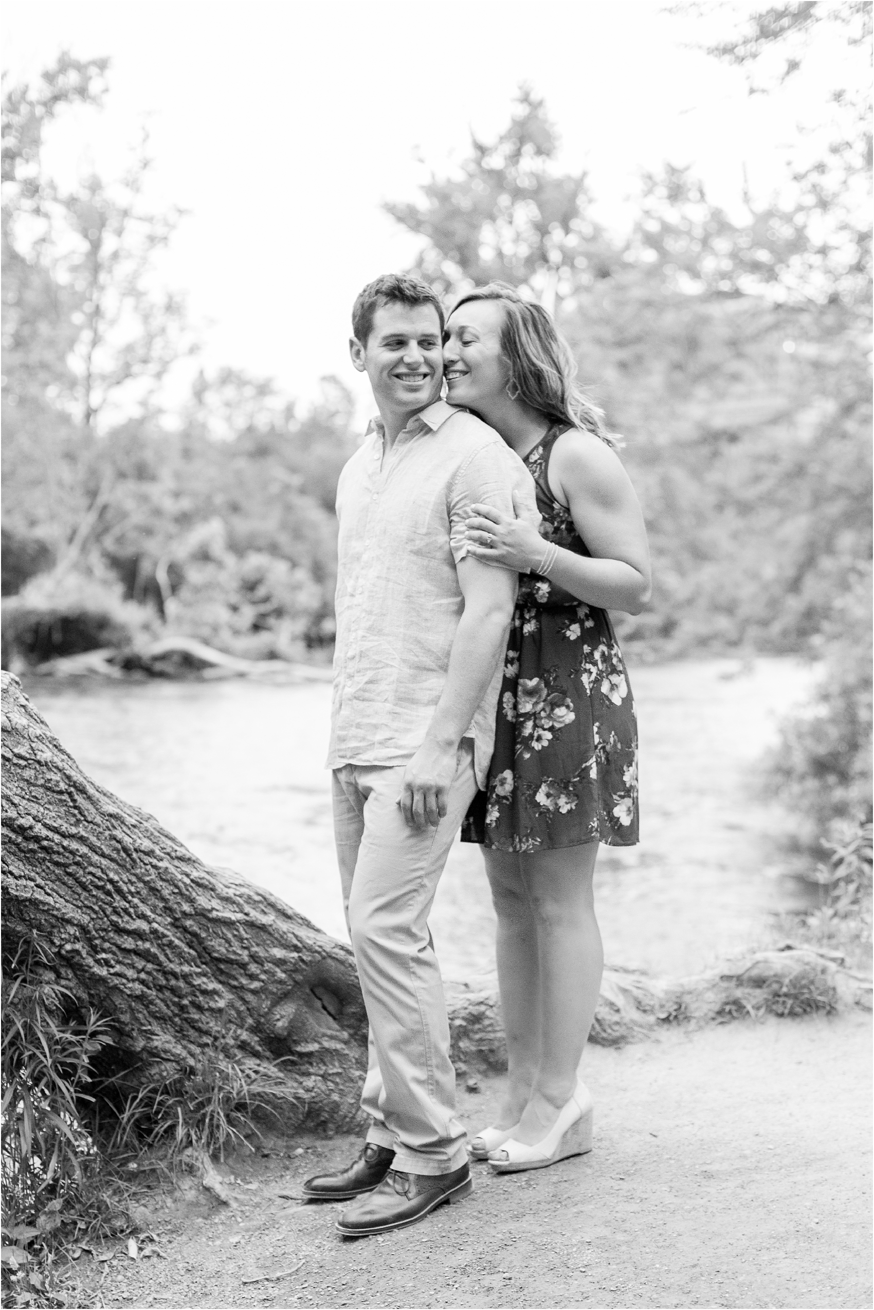 fun-adventurous-engagement-photos-at-the-nichols-arboretum-in-ann-arbor-mi-by-courtney-carolyn-photography_0016.jpg