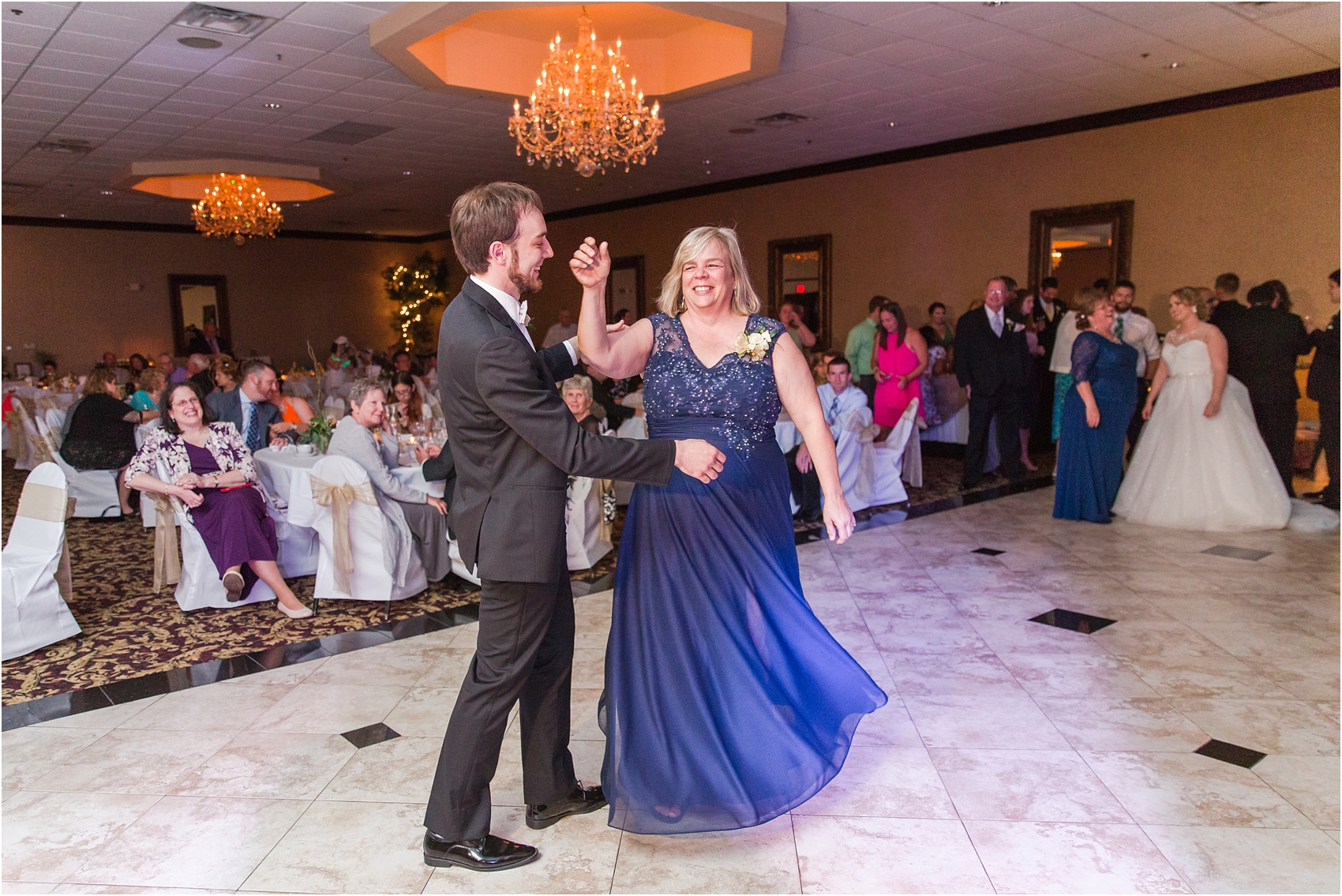 lord-of-the-rings-inspired-wedding-photos-at-crystal-gardens-in-howell-mi-by-courtney-carolyn-photography_0088.jpg