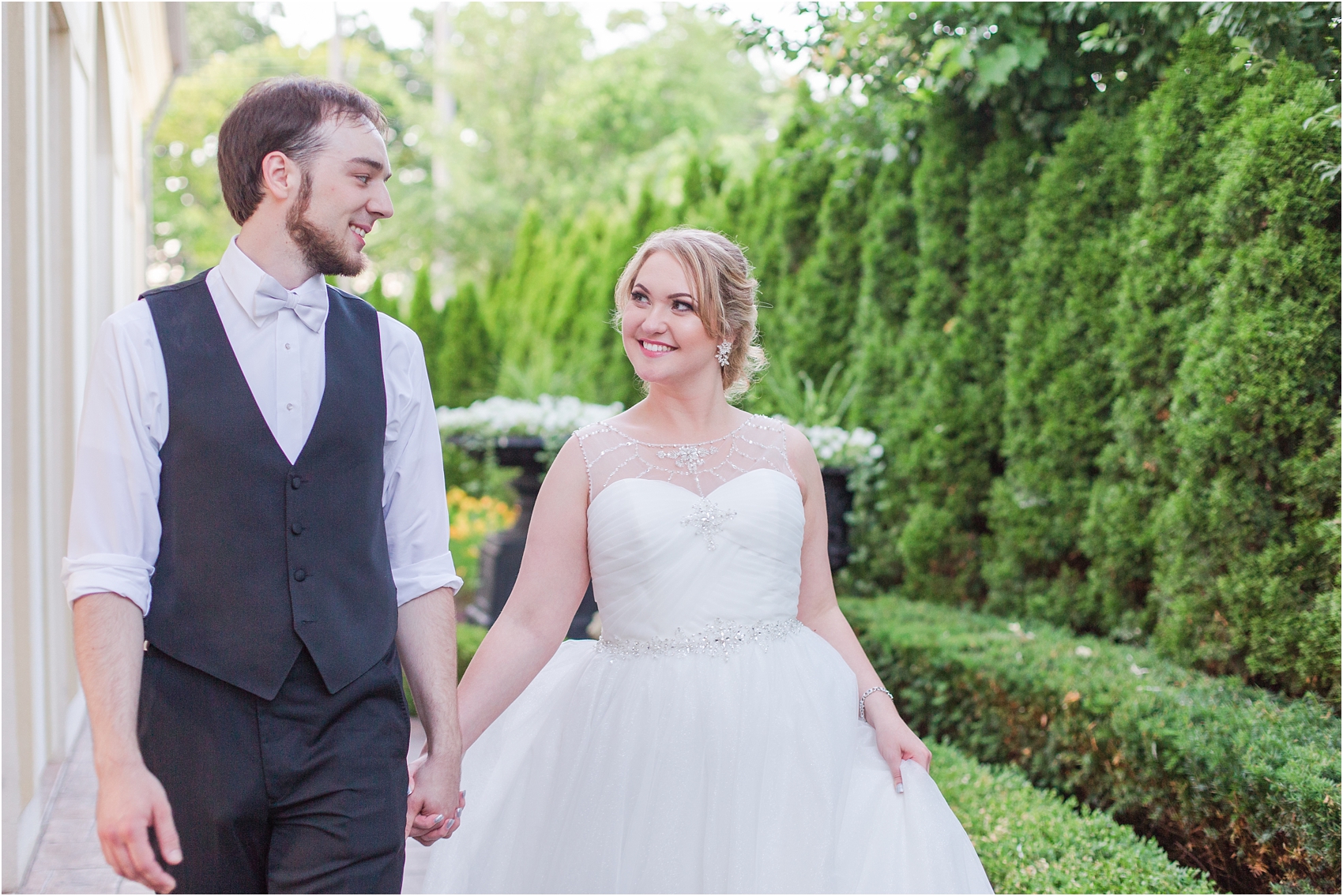lord-of-the-rings-inspired-wedding-photos-at-crystal-gardens-in-howell-mi-by-courtney-carolyn-photography_0102.jpg