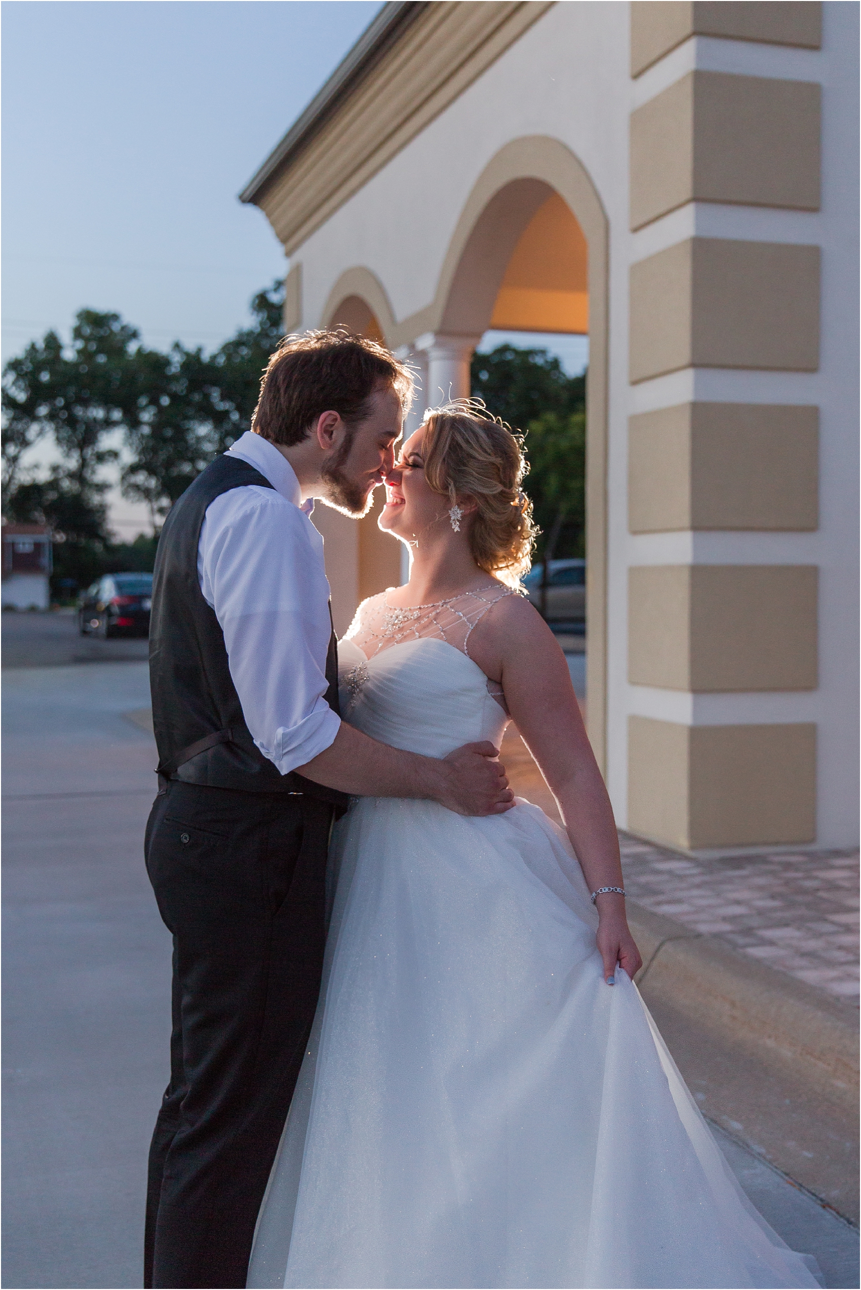 lord-of-the-rings-inspired-wedding-photos-at-crystal-gardens-in-howell-mi-by-courtney-carolyn-photography_0126.jpg