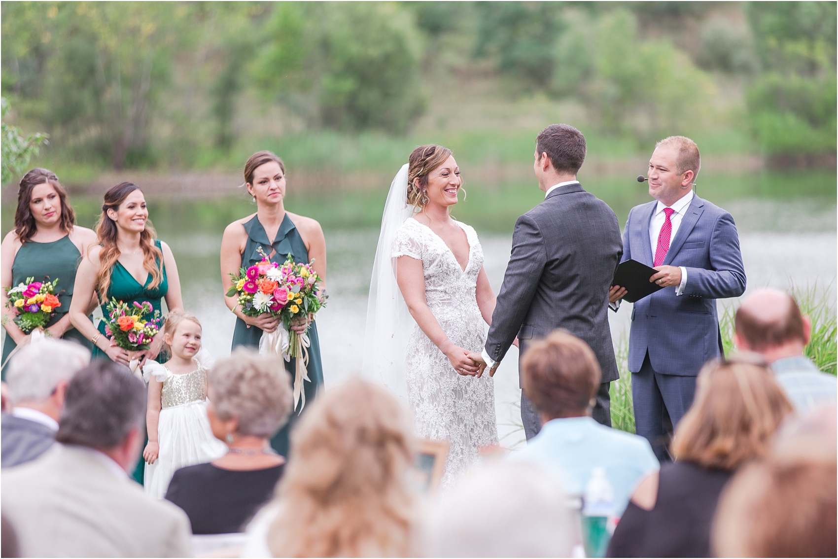 romantic-intimate-backyard-wedding-photos-at-private-estate-in-ann-arbor-mi-by-courtney-carolyn-photography_0095.jpg