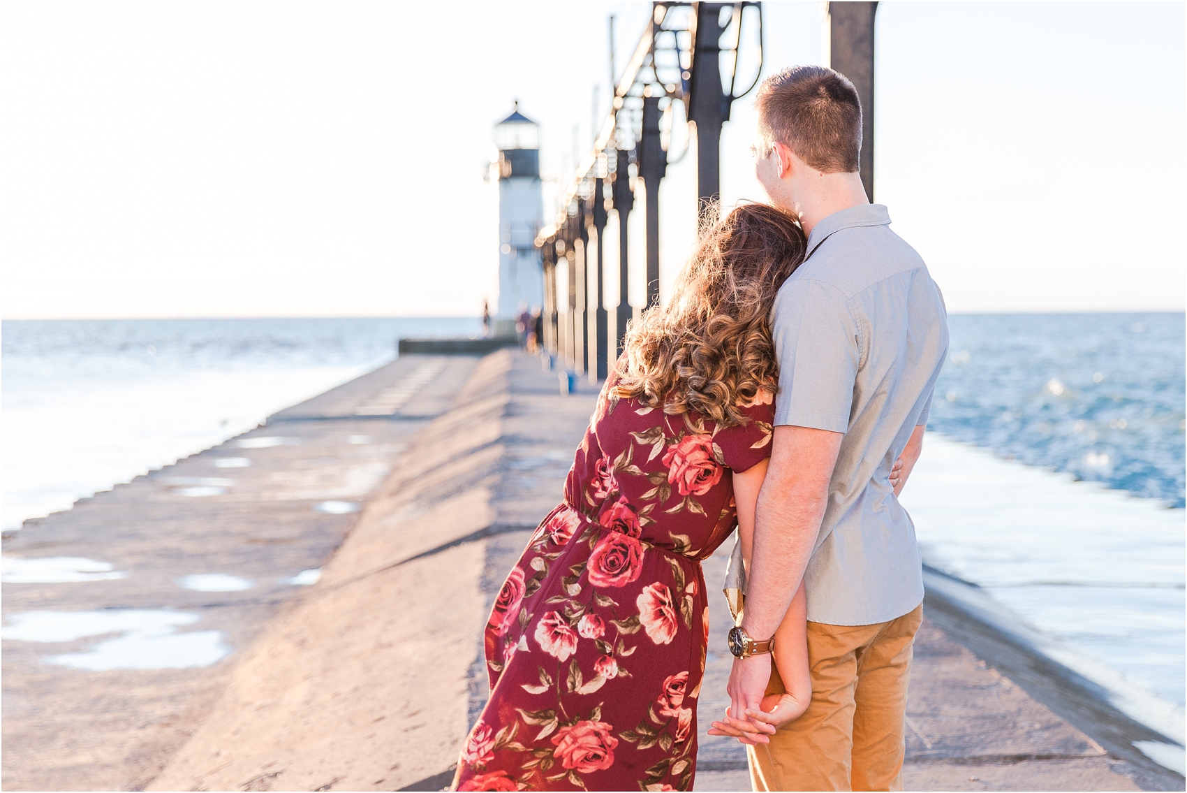 candid-end-of-summer-sunset-engagement-photos-at-silver-beach-in-st-joseph-mi-by-courtney-carolyn-photography_0027.jpg