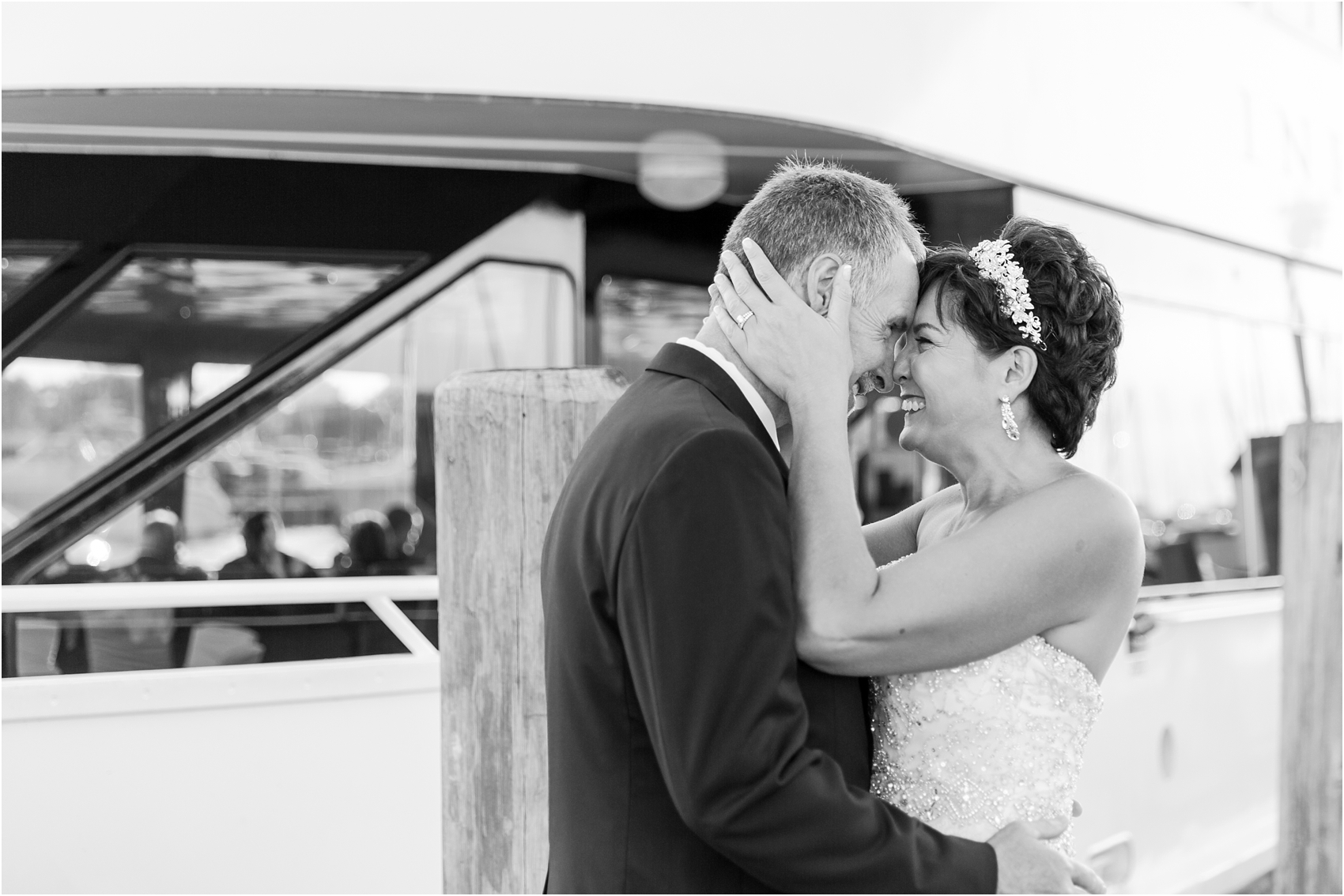classic-natuical-inspired-wedding-photos-on-infinity-ovation-yacht-in-st-clair-shores-mi-by-courtney-carolyn-photography_0071.jpg