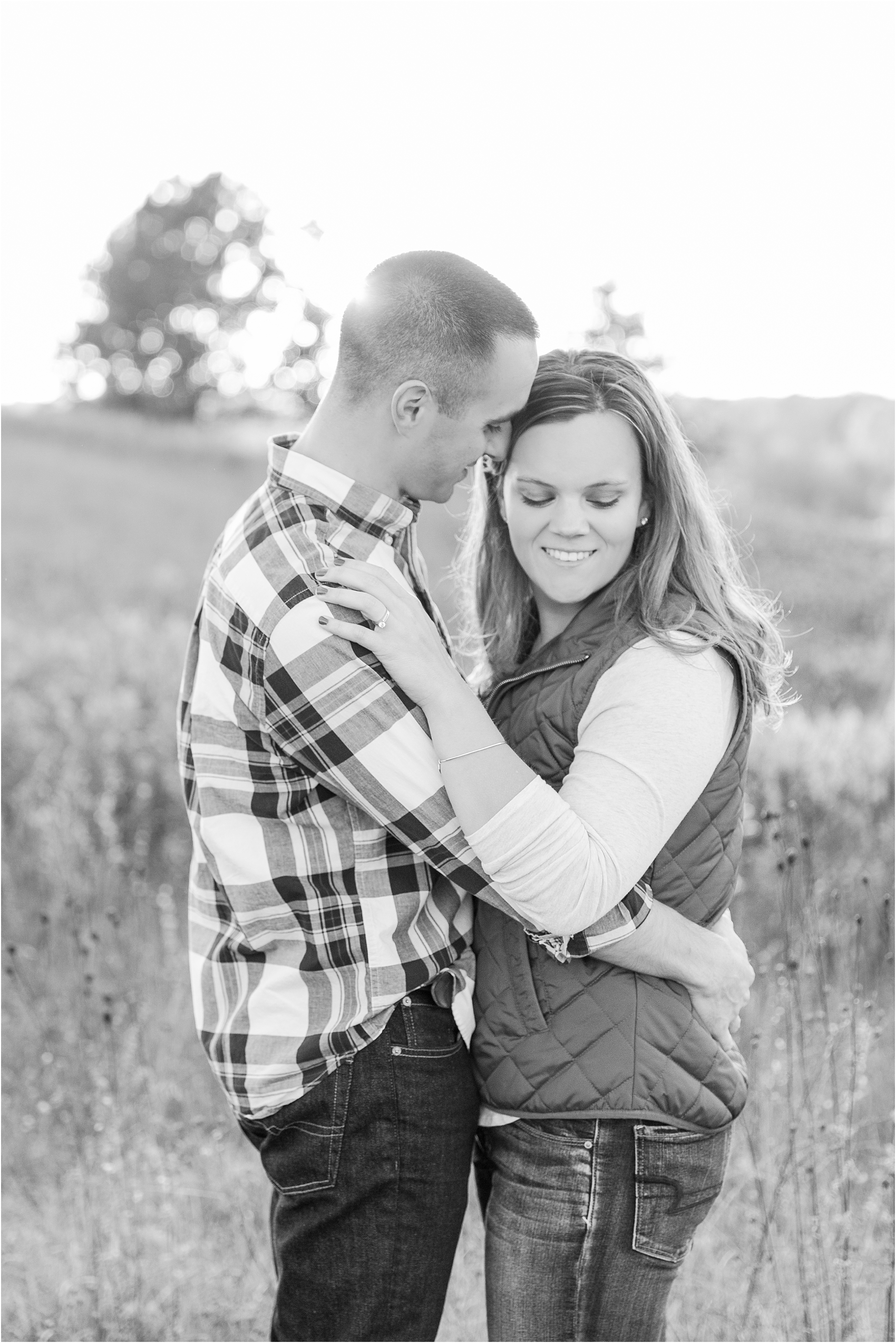 romantic-fall-engagement-photos-at-indian-springs-metropark-in-clarkston-mi-by-courtney-carolyn-photography_0013.jpg