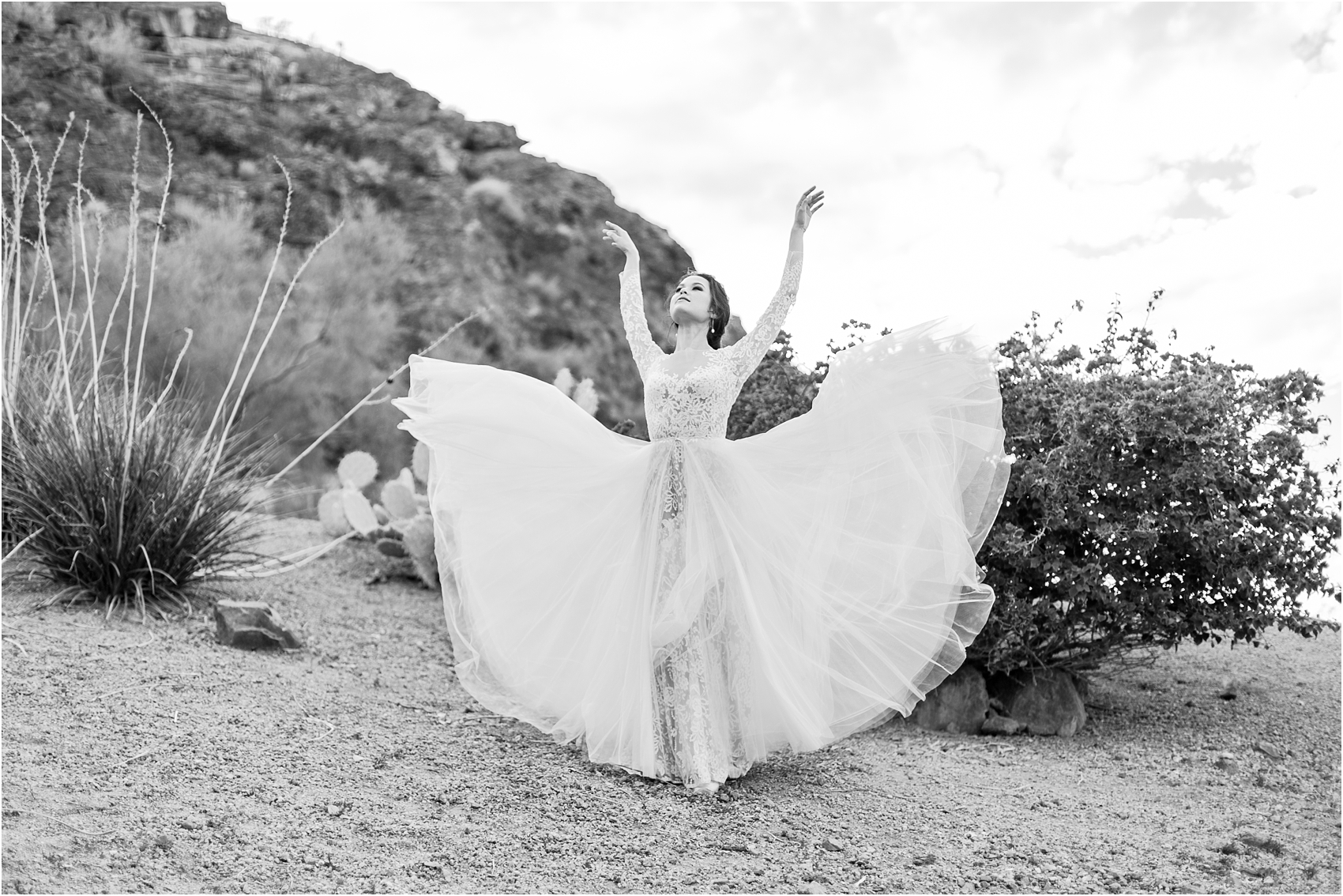 paris-and-ballerina-inspired-bride-wedding-photos-at-phoenix-marriott-tempe-at-the-buttes-in-tempe-arizona-by-courtney-carolyn-photography_0006.jpg