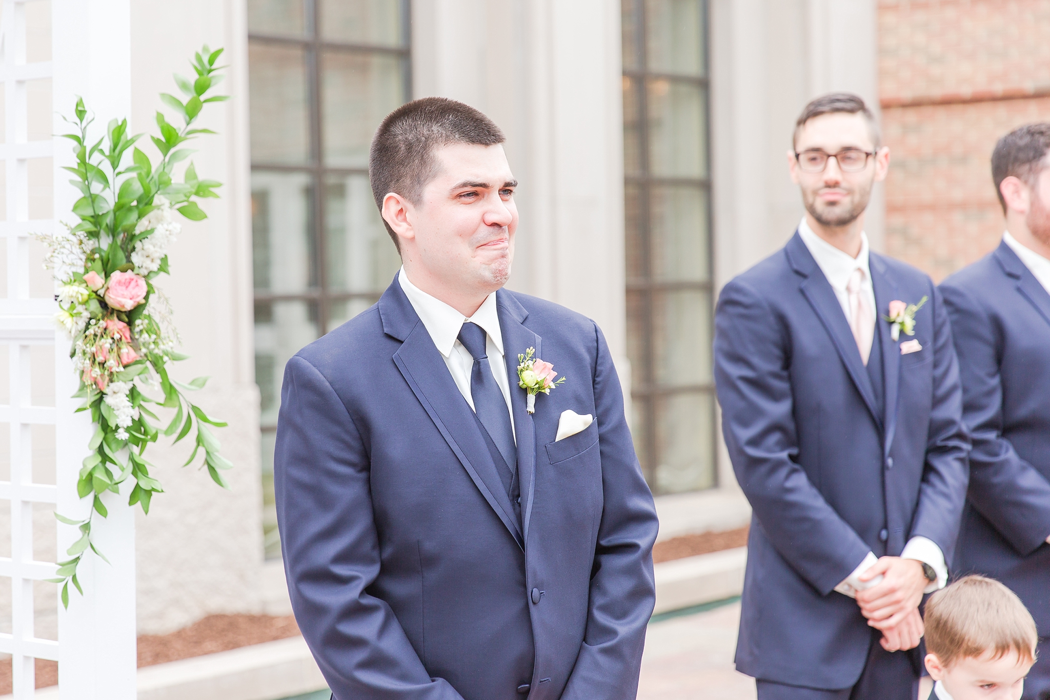 candid-romantic-wedding-photos-at-the-h-hotel-in-midland-michigan-by-courtney-carolyn-photography_0063.jpg