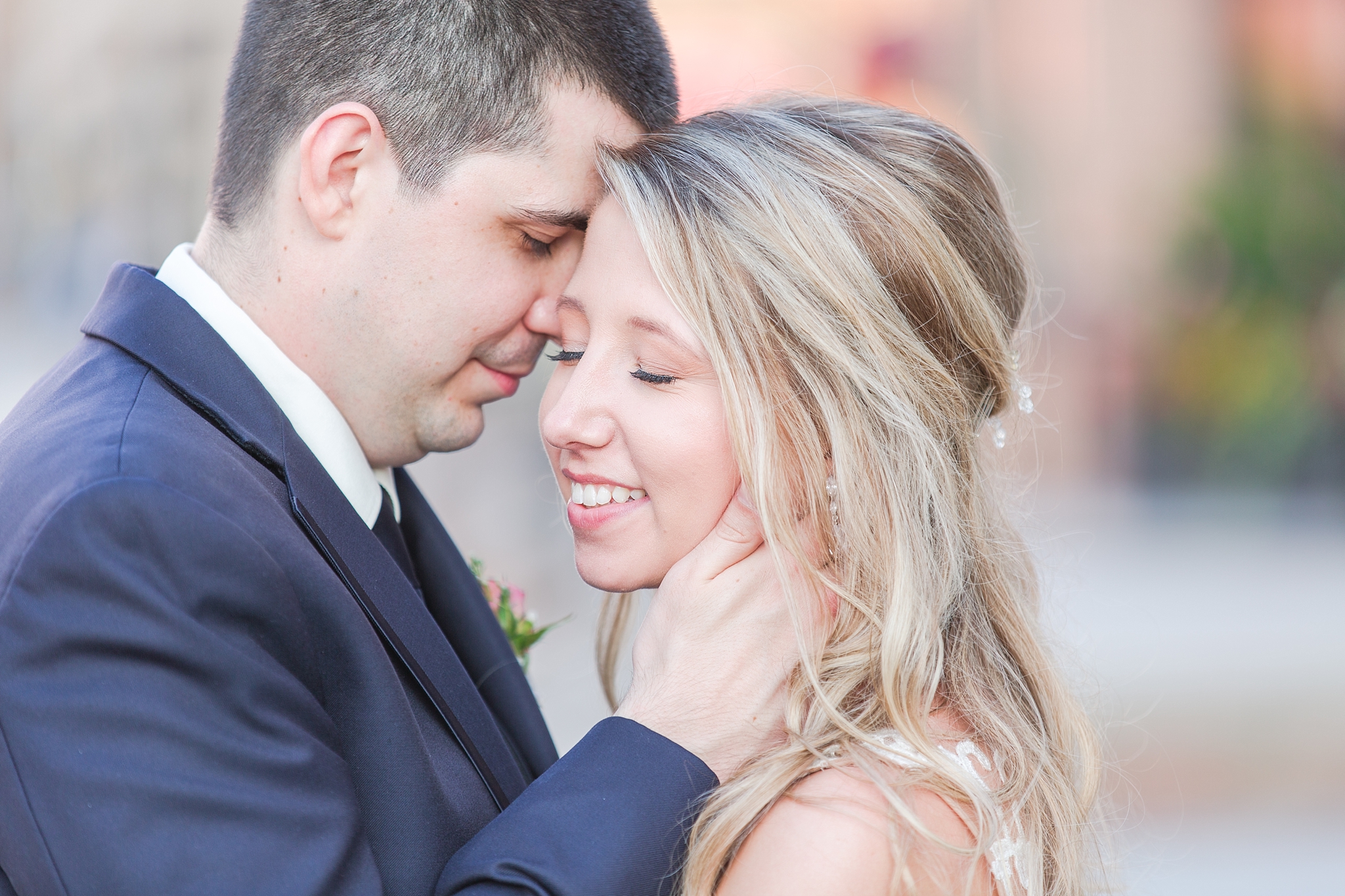 candid-romantic-wedding-photos-at-the-h-hotel-in-midland-michigan-by-courtney-carolyn-photography_0109.jpg