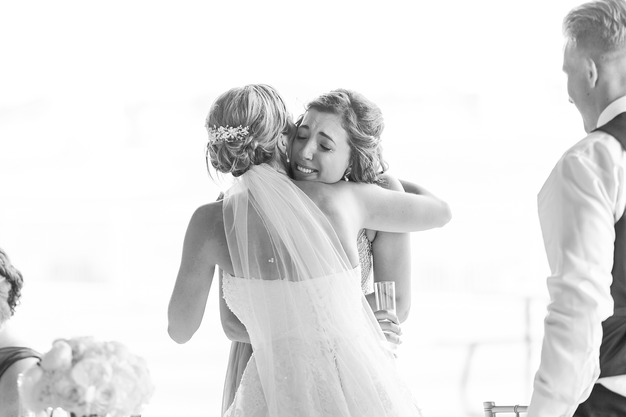 fun-nautical-wedding-photos-at-the-bean-dock-in-downtown-port-huron-michigan-by-courtney-carolyn-photography_0102.jpg