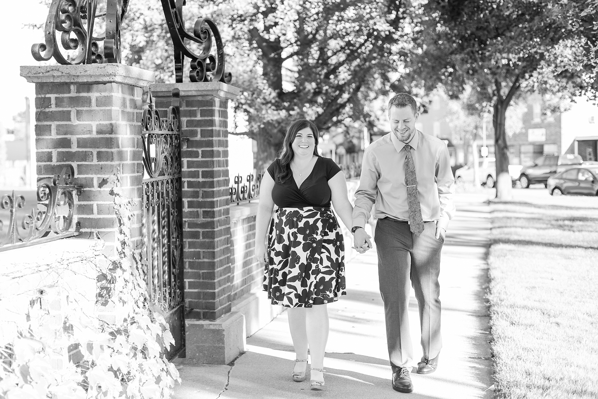 fun-fall-engagement-photos-in-downtown-plymouth-michigan-by-courtney-carolyn-photography_0008.jpg