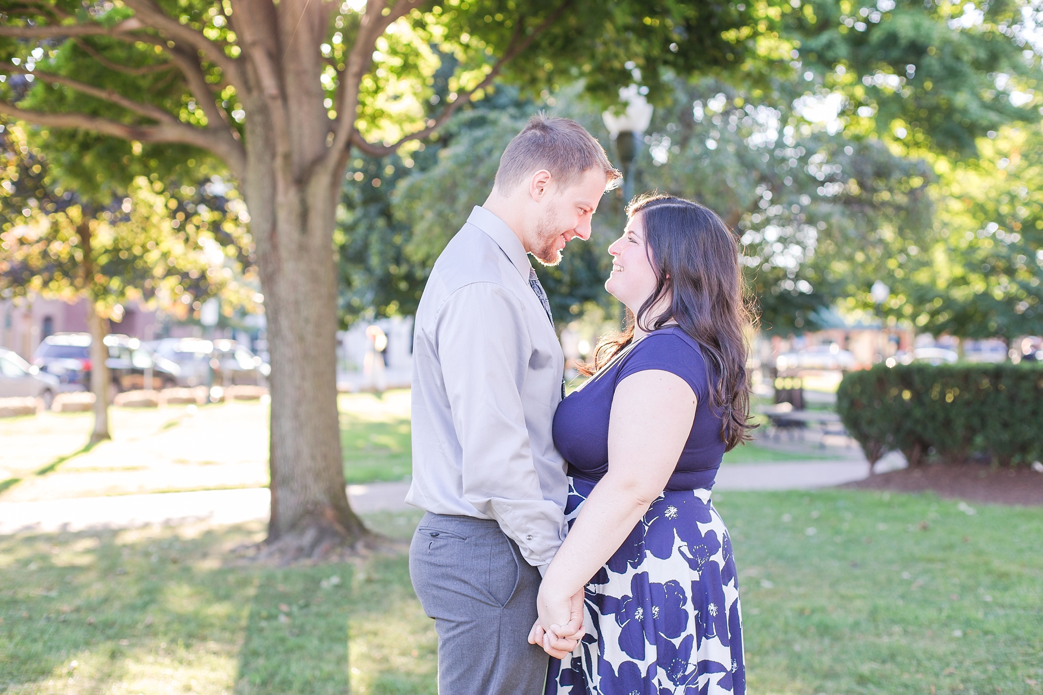 fun-fall-engagement-photos-in-downtown-plymouth-michigan-by-courtney-carolyn-photography_0012.jpg