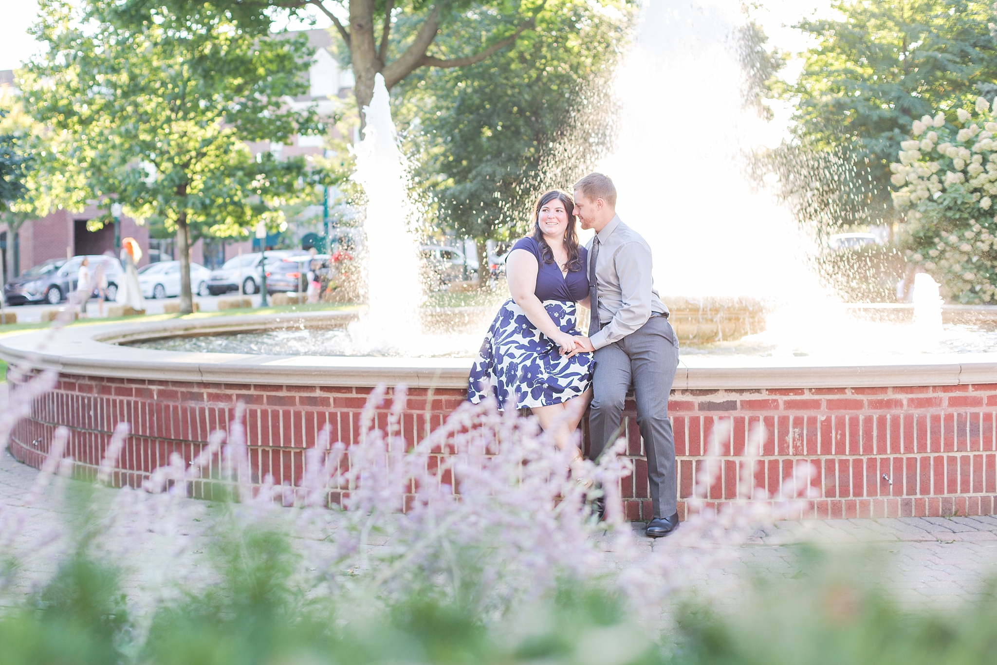 fun-fall-engagement-photos-in-downtown-plymouth-michigan-by-courtney-carolyn-photography_0013.jpg
