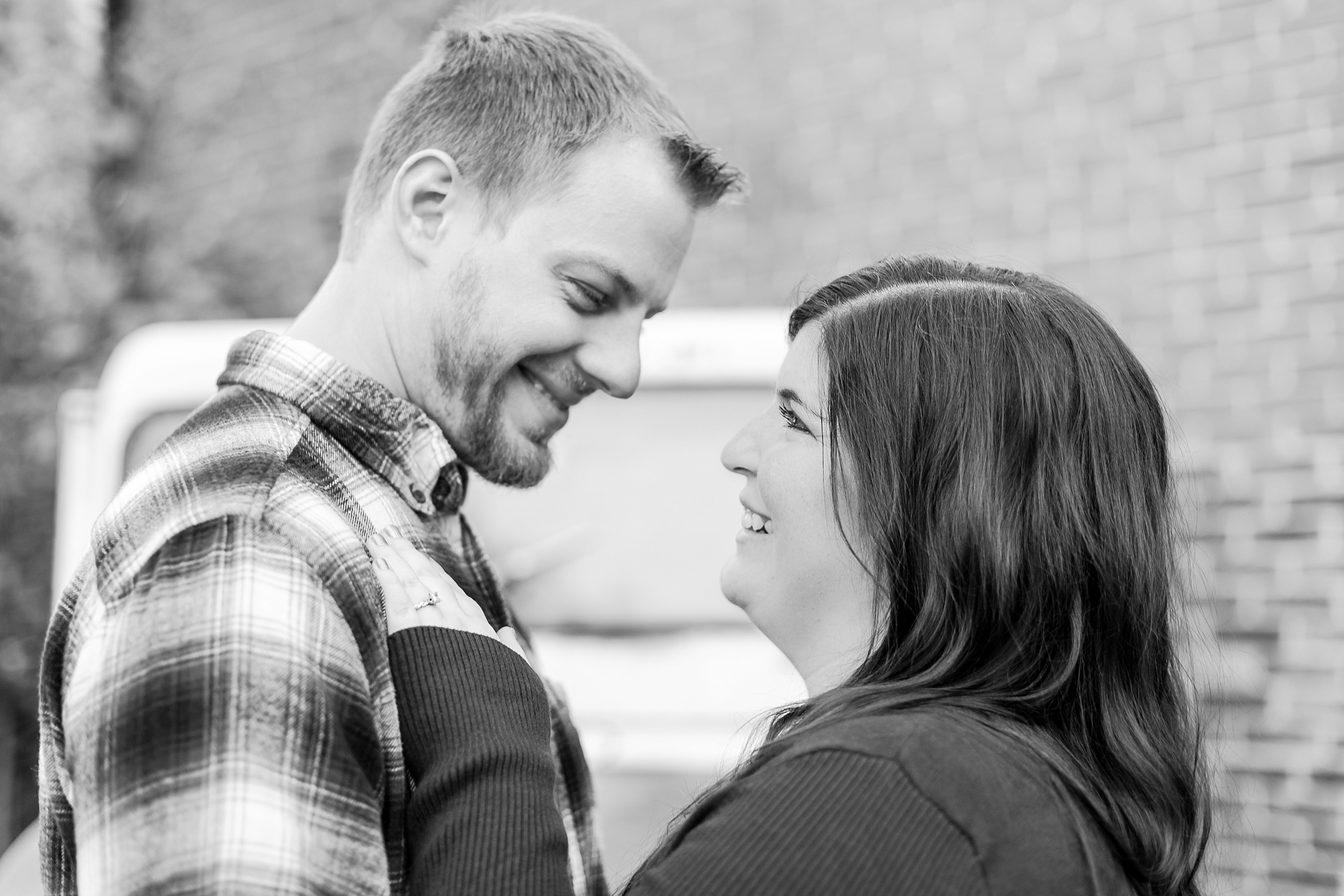 fun-fall-engagement-photos-in-downtown-plymouth-michigan-by-courtney-carolyn-photography_0029.jpg