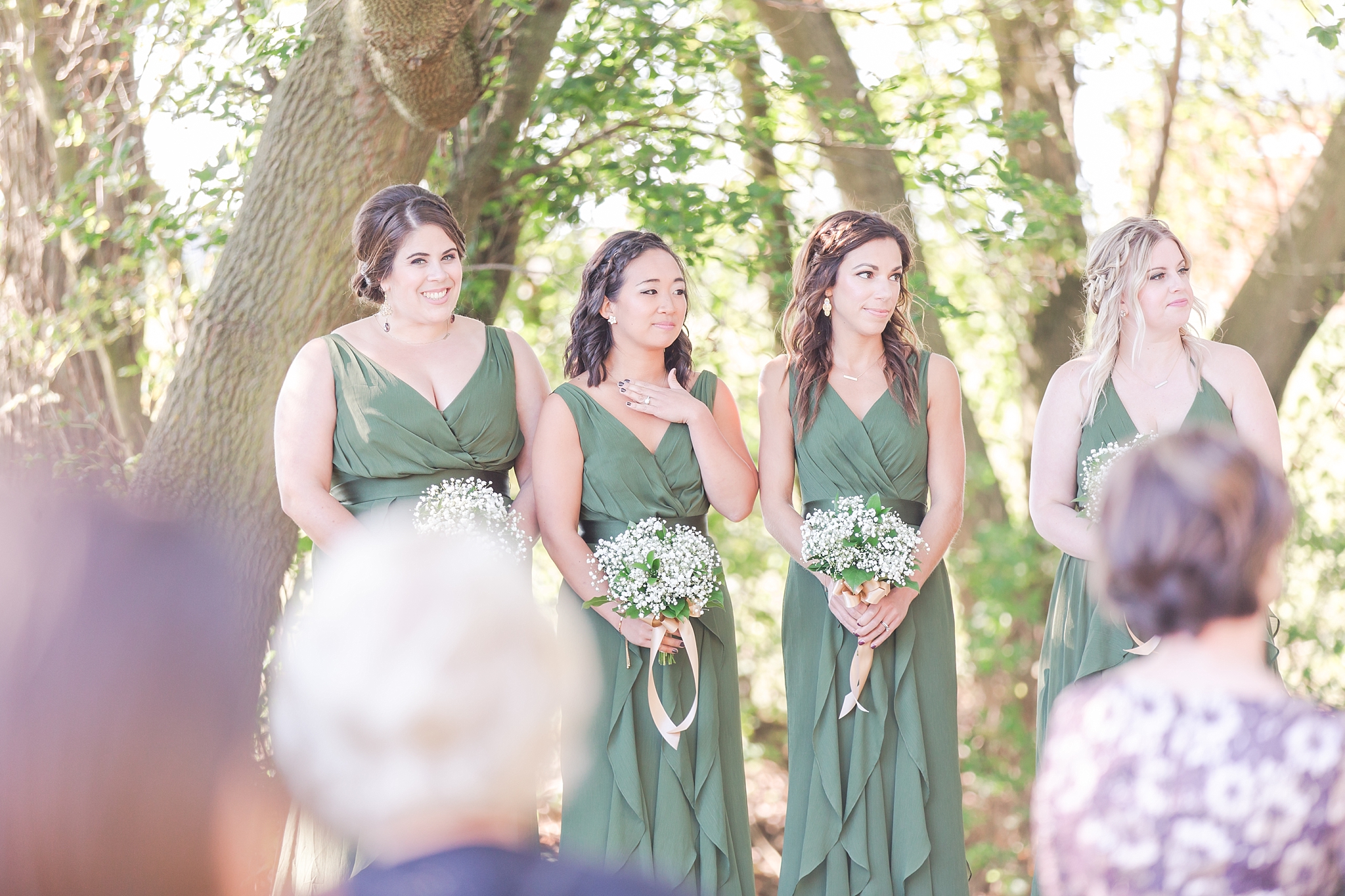 natural-rustic-wedding-photos-at-frutig-farms-the-valley-in-ann-arbor-michigan-by-courtney-carolyn-photography_0069.jpg