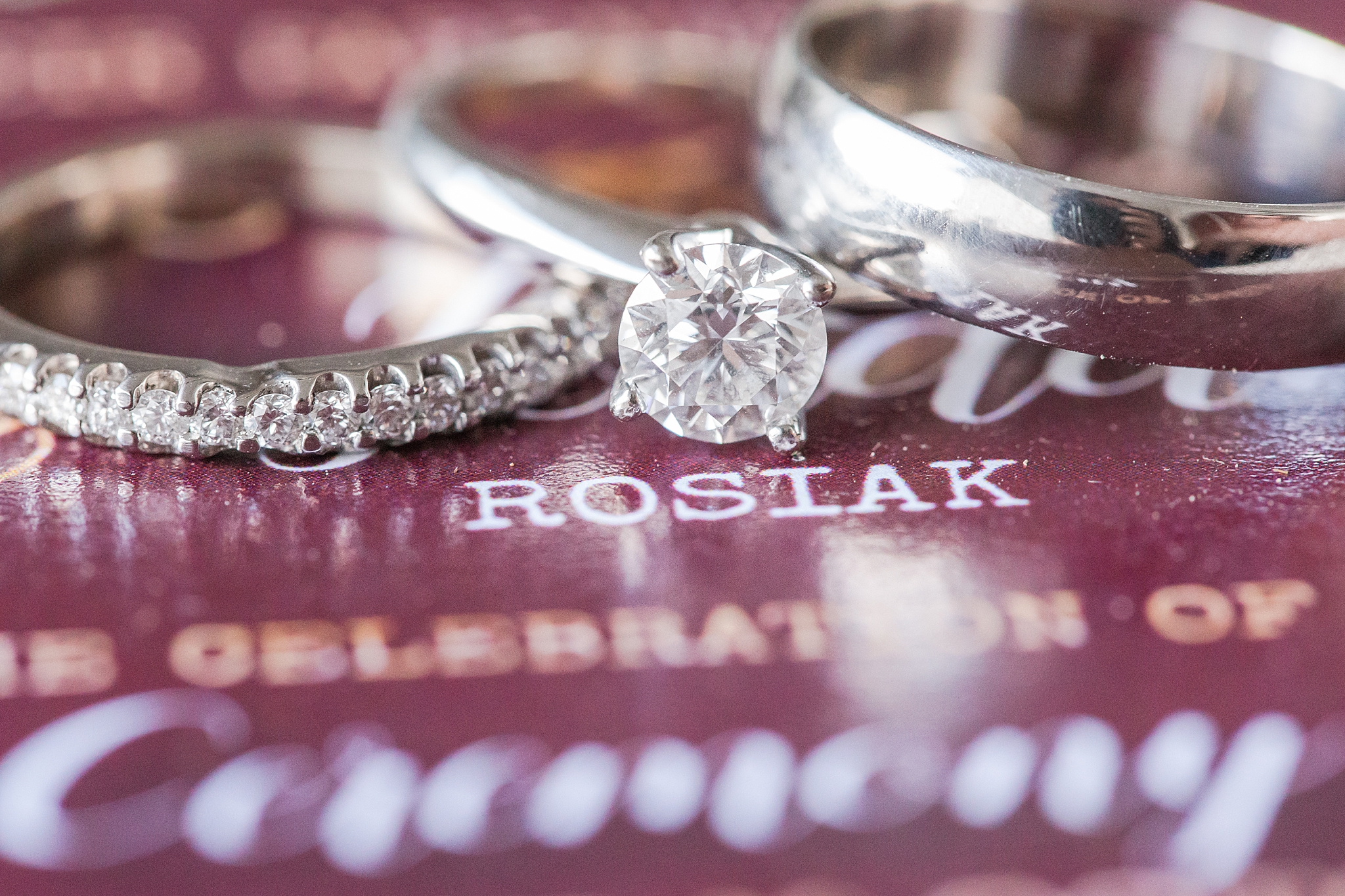 rustic-whimsical-wedding-photos-the-vale-royal-barn-in-fenton-michigan-by-courtney-carolyn-photography_0091.jpg