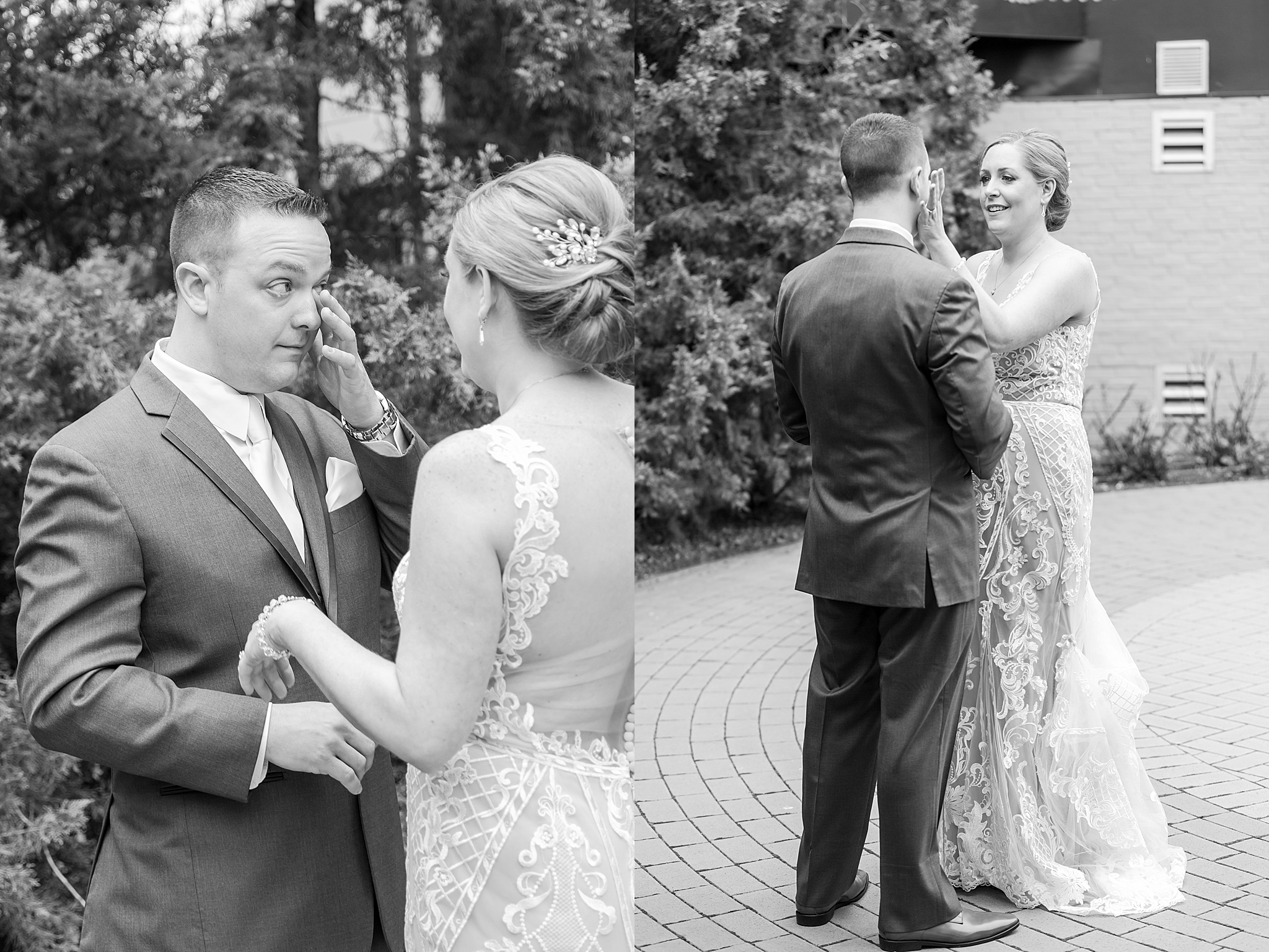 modern-romantic-wedding-photography-at-webers-in-ann-arbor-michigan-by-courtney-carolyn-photography_0025.jpg