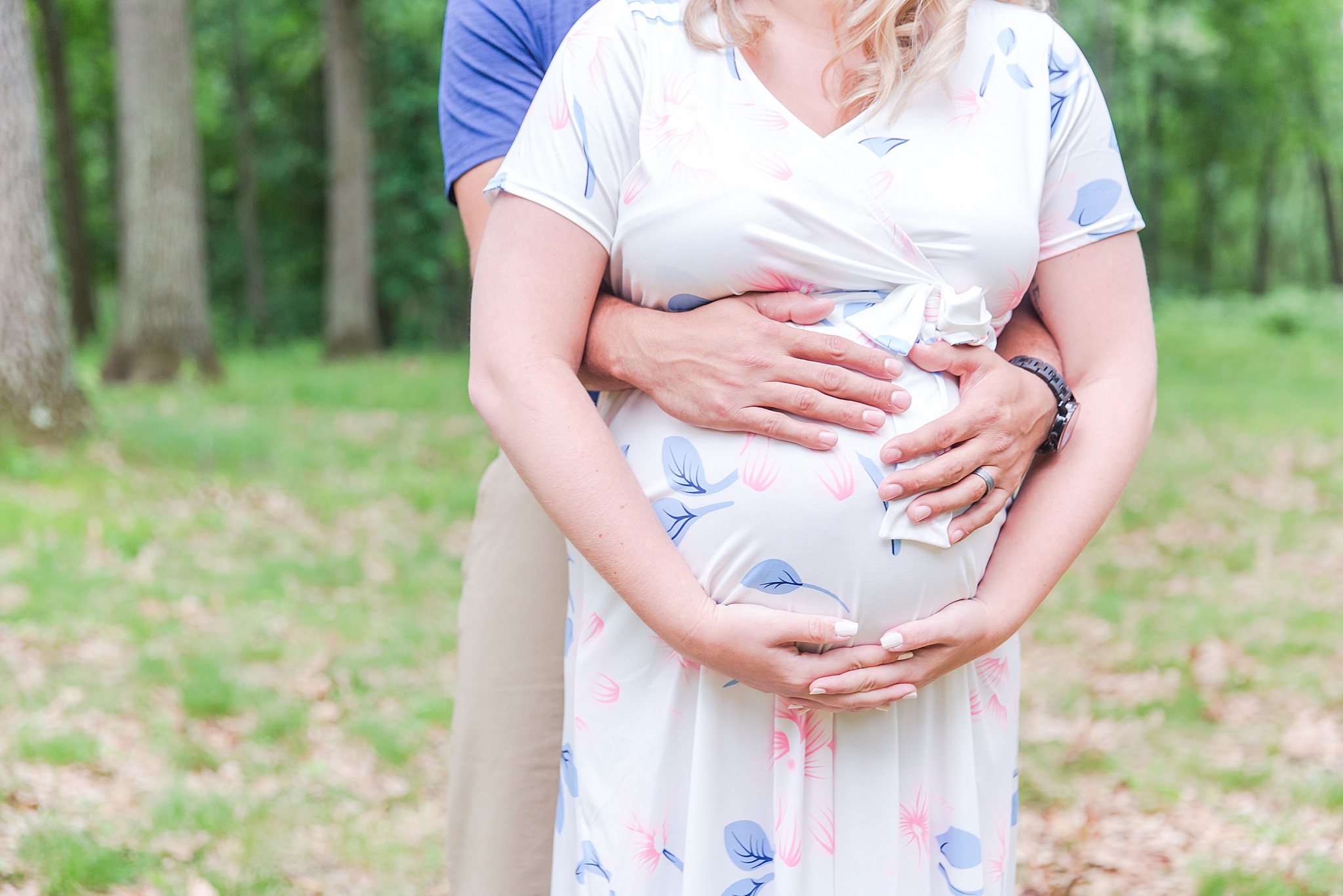 detroit-wedding-photographer-kensington-metro-park-maternity-keli-derek-by-courtney-carolyn-photography_0011.jpg