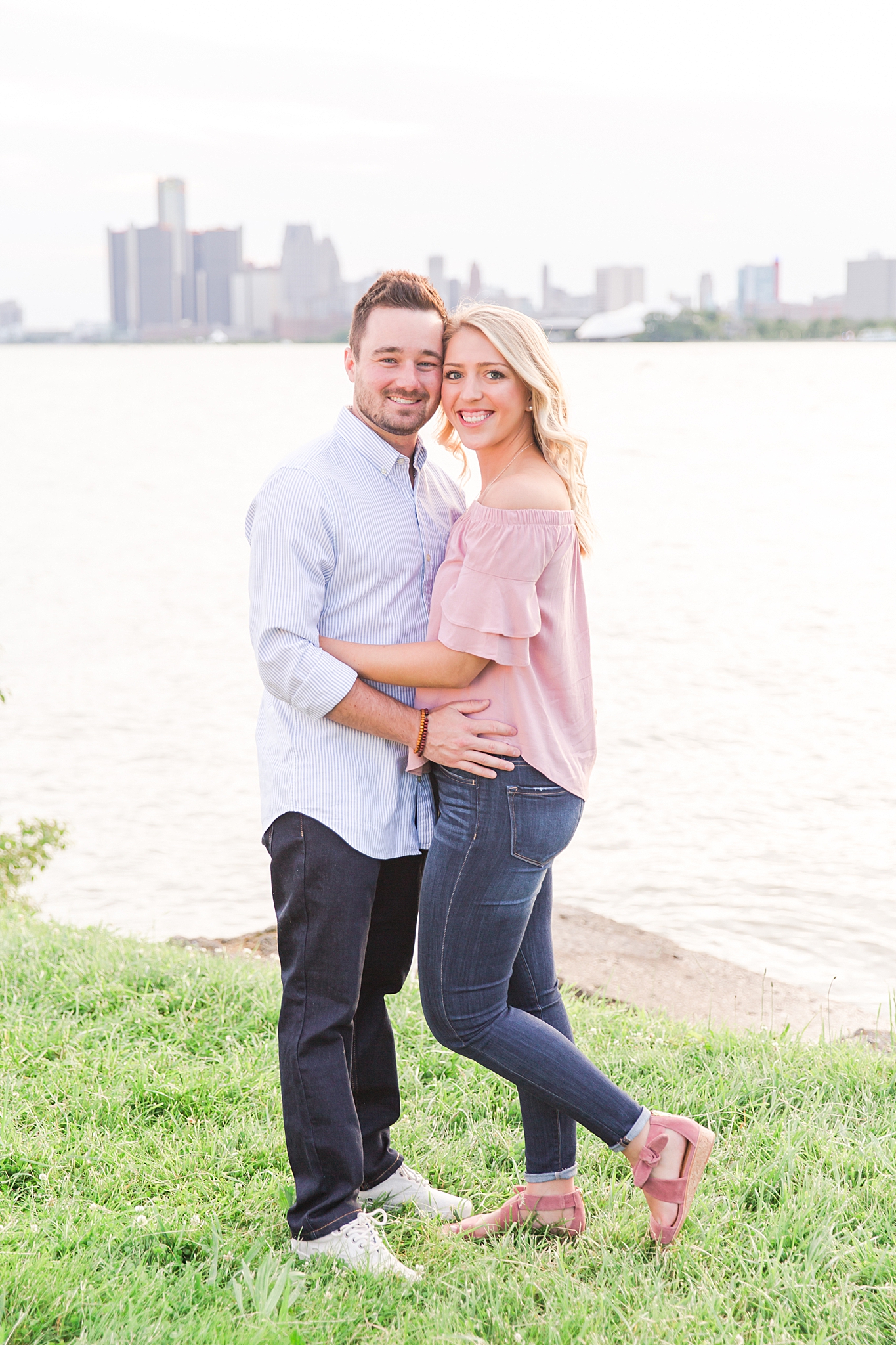 detroit-wedding-photographer-downtown-detroit-belle-isle-engagement-photos-sarah-eric-by-courtney-carolyn-photography_0044.jpg