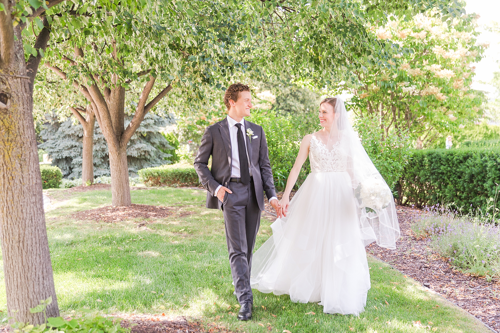 detroit-wedding-photographer-royal-park-hotel-wedding-photos-jennifer-jordan-by-courtney-carolyn-photography_0037.jpg