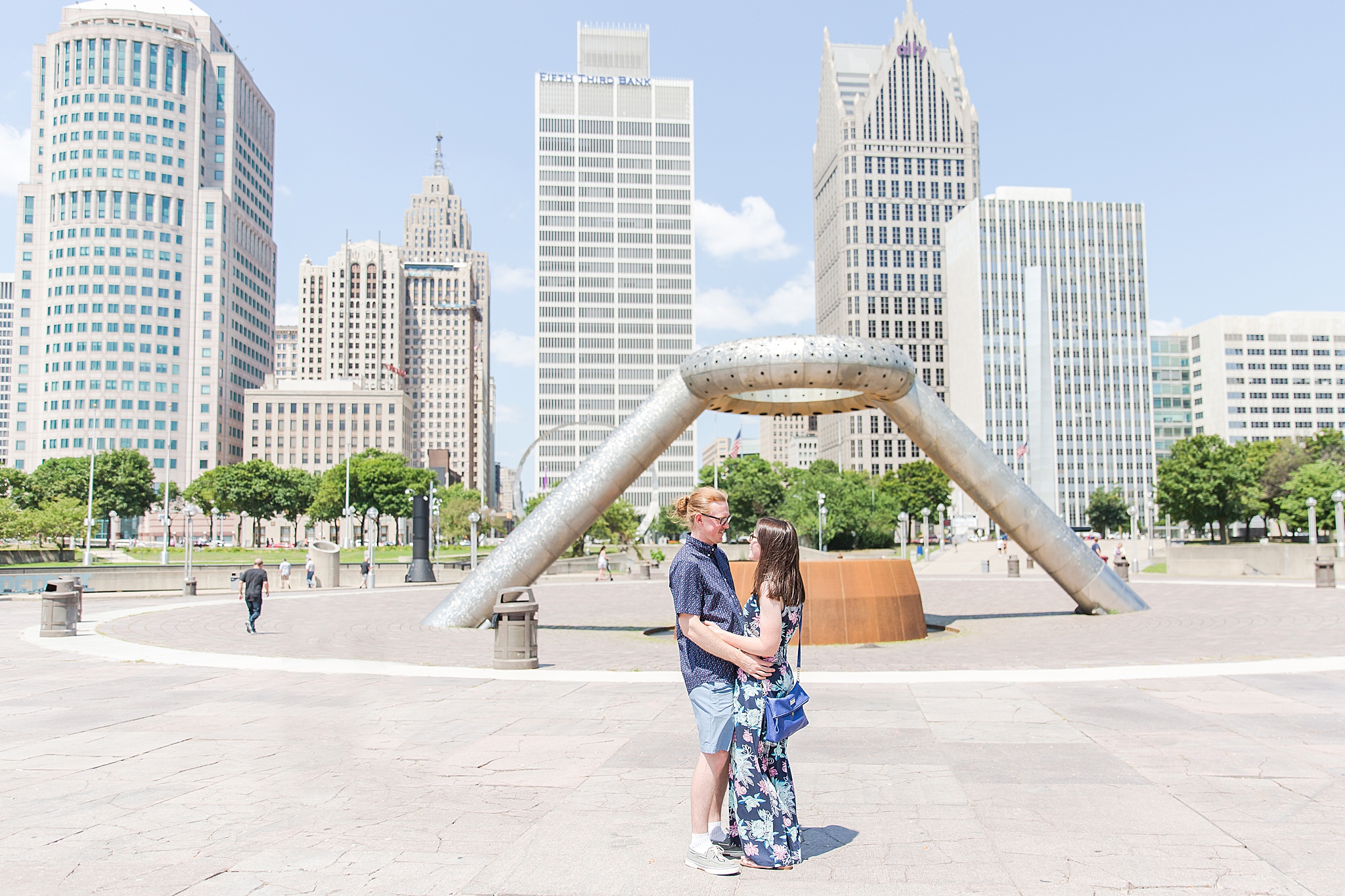 detroit-wedding-photographer-surprise-proposal-in-downtown-detroit-josh-taylor-by-courtney-carolyn-photography_0010.jpg