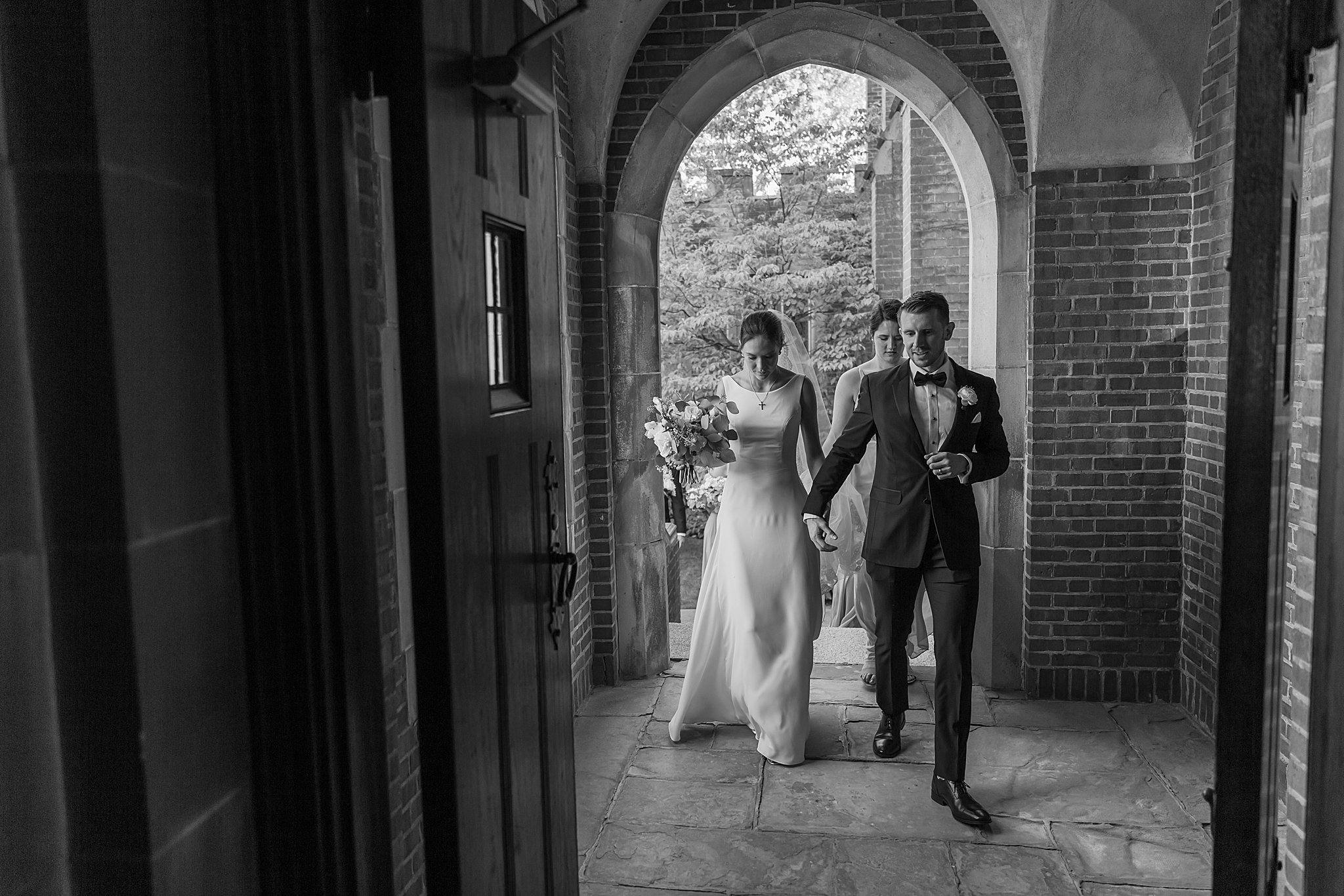 detroit-wedding-photographer-grosse-pointe-academy-chapel-detroit-golf-club-wedding-carly-matt-by-courtney-carolyn-photography_0067.jpg