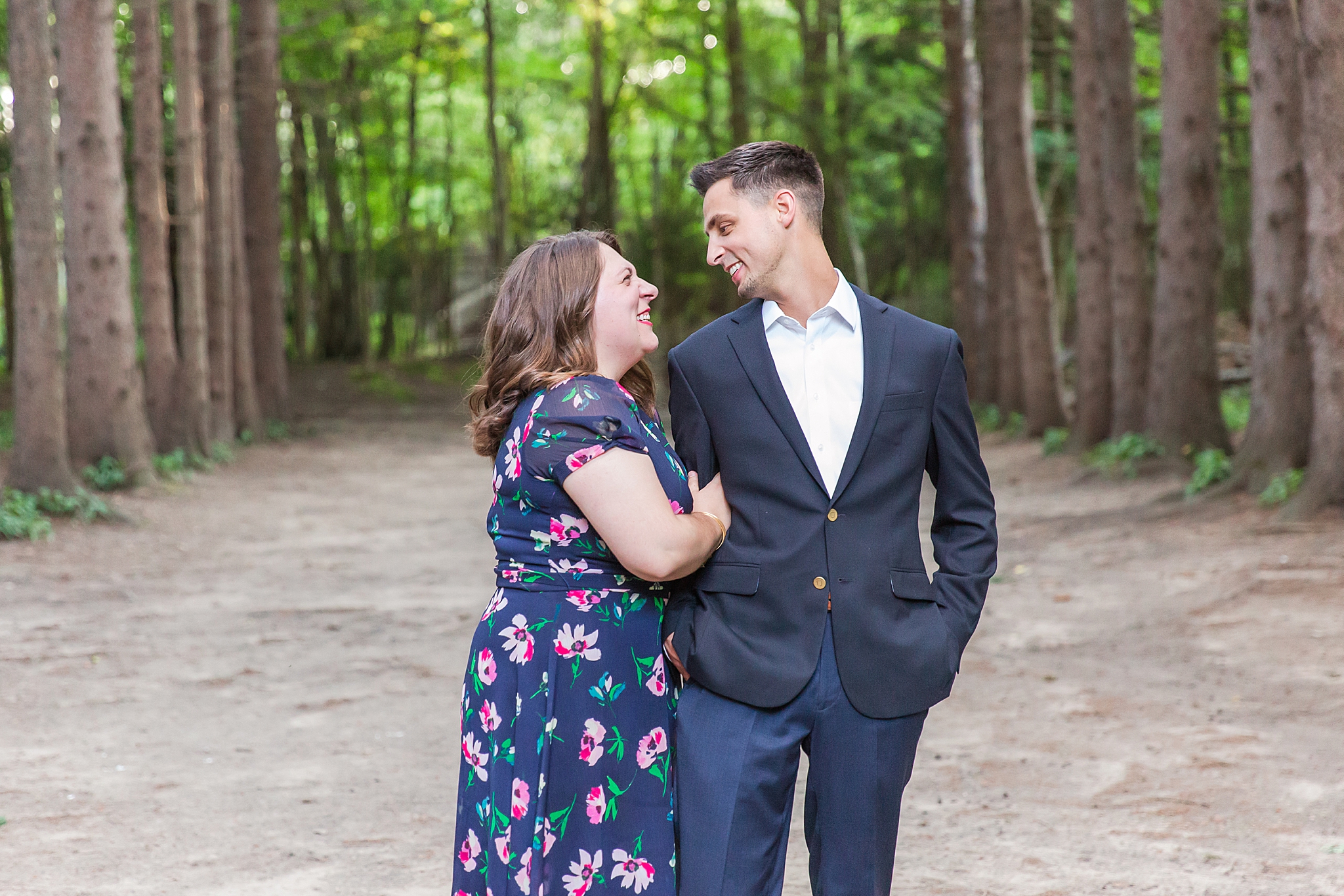 detroit-wedding-photographer-candid-engagement-photos-at-stony-creek-metropark-jackie-kyle-by-courtney-carolyn-photography_0012.jpg