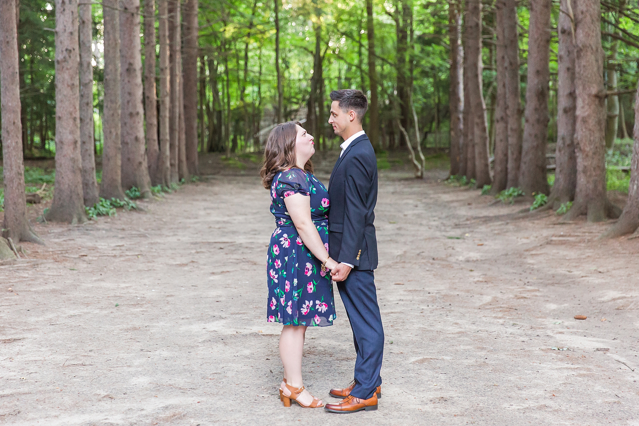 detroit-wedding-photographer-candid-engagement-photos-at-stony-creek-metropark-jackie-kyle-by-courtney-carolyn-photography_0023.jpg